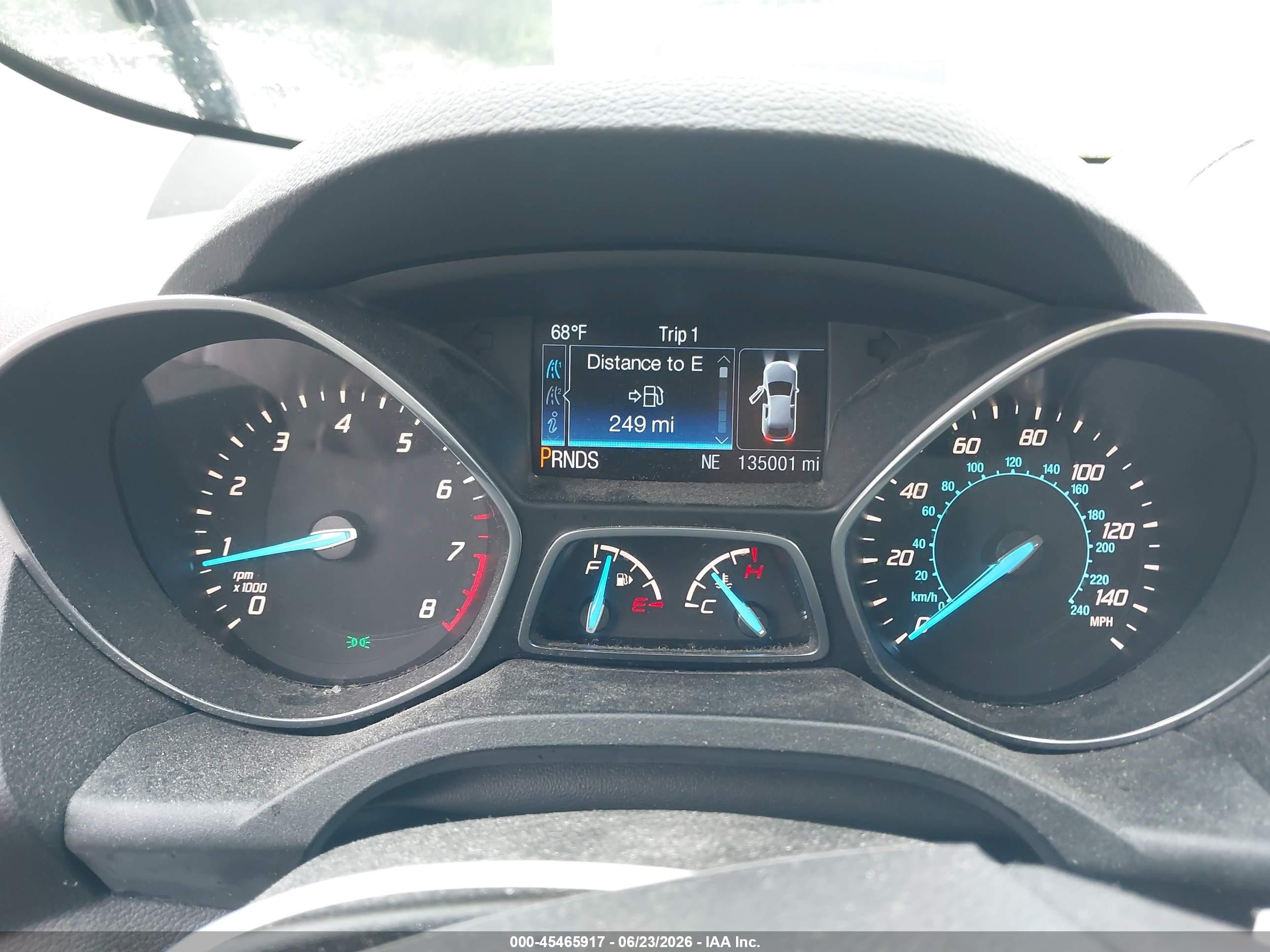 2014 Ford Escape Titanium White vin: 1FMCU9JX1EUB17146