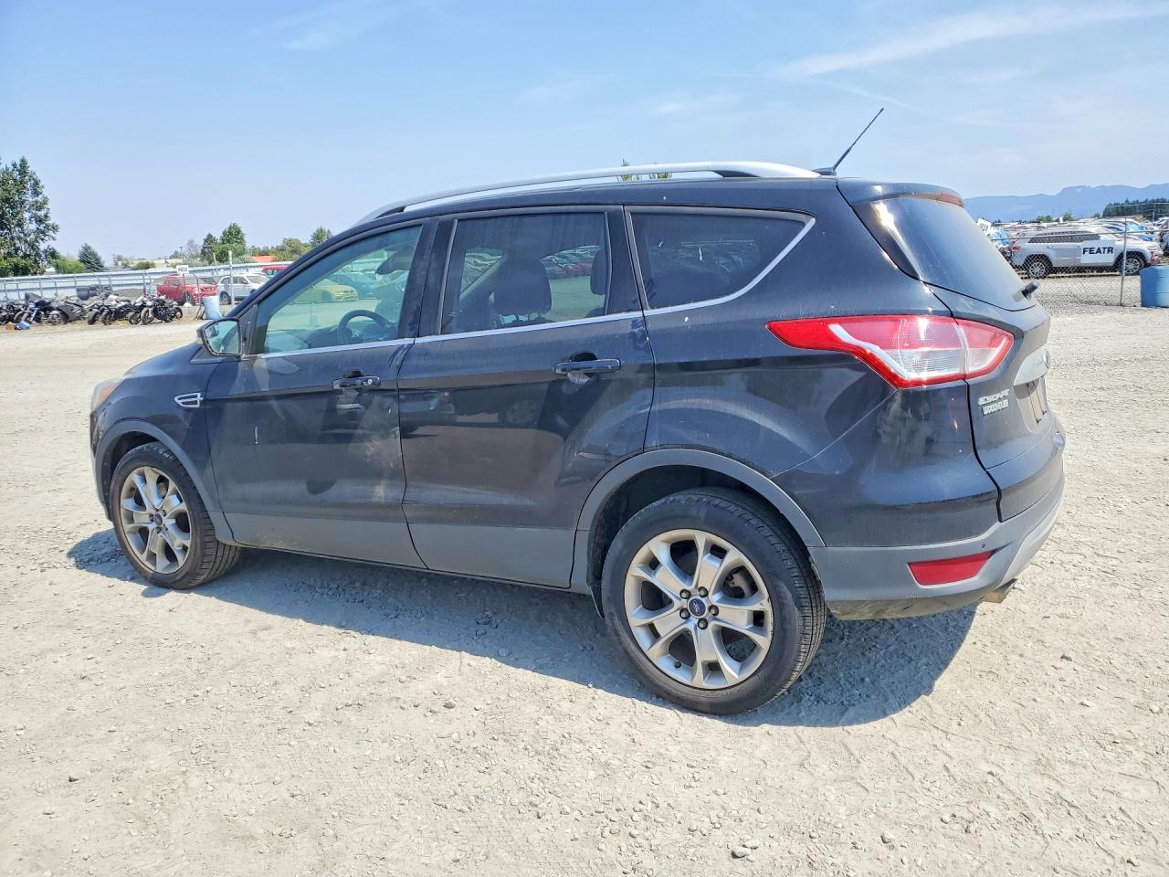 2014 Ford Escape Titanium Black vin: 1FMCU9JX1EUD31375