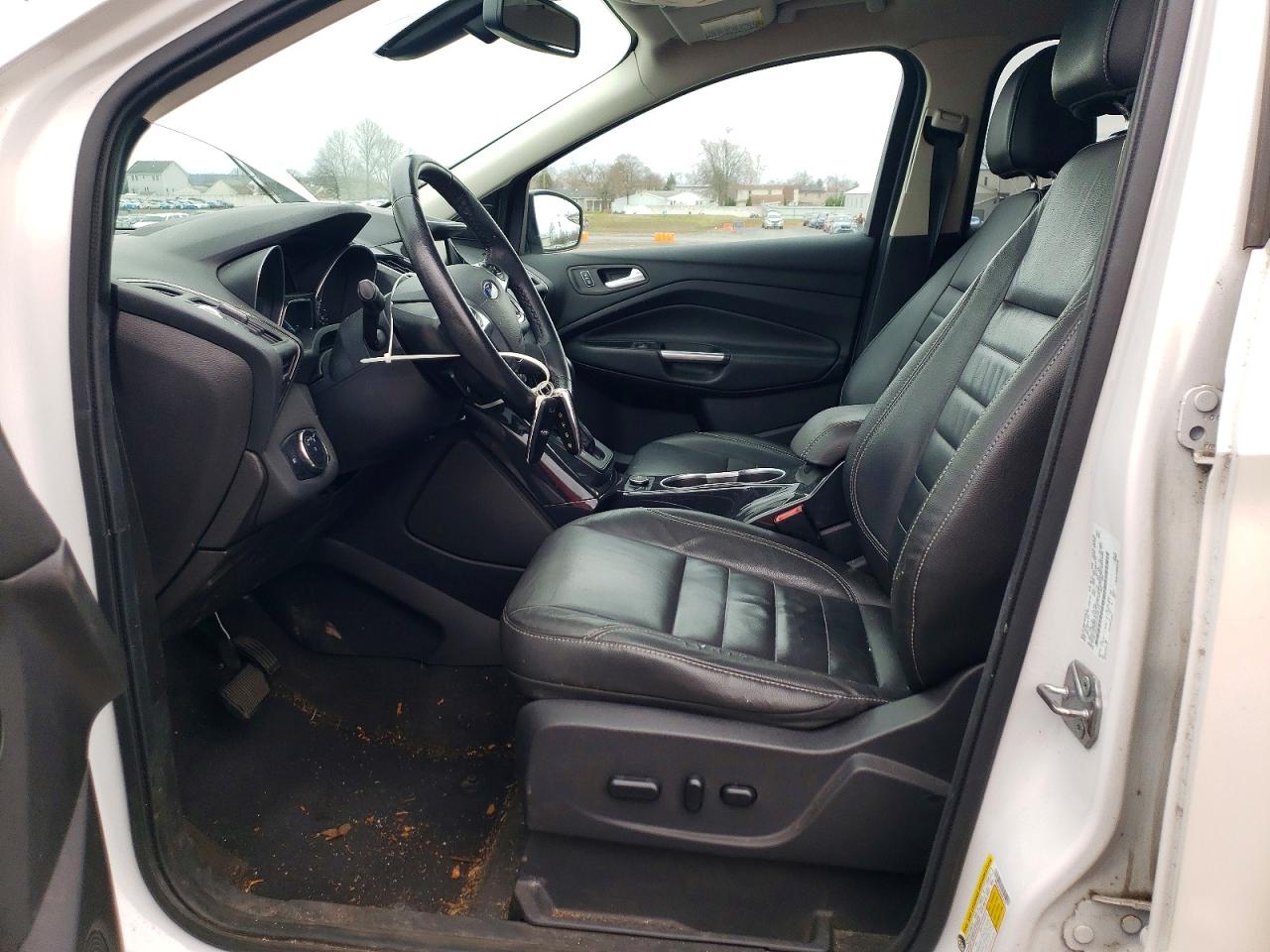 2014 Ford Escape Titanium White vin: 1FMCU9JX1EUE32173