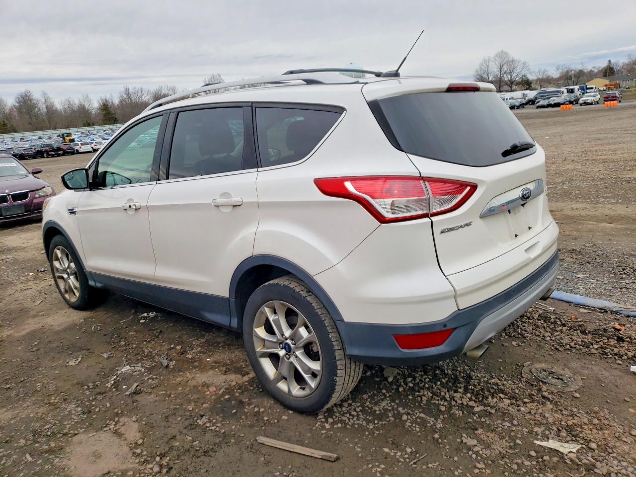 2014 Ford Escape Titanium White vin: 1FMCU9JX1EUE32173