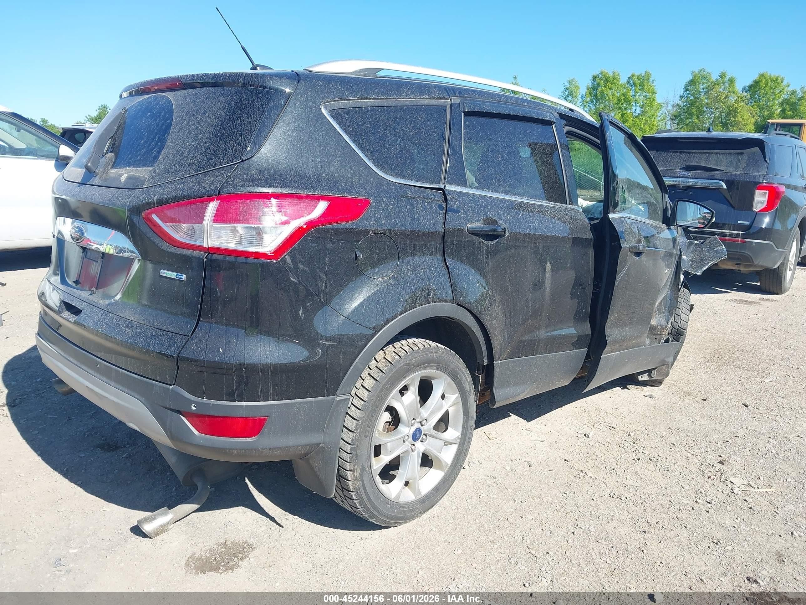 2015 Ford Escape Titanium Black vin: 1FMCU9JX2FUA02430