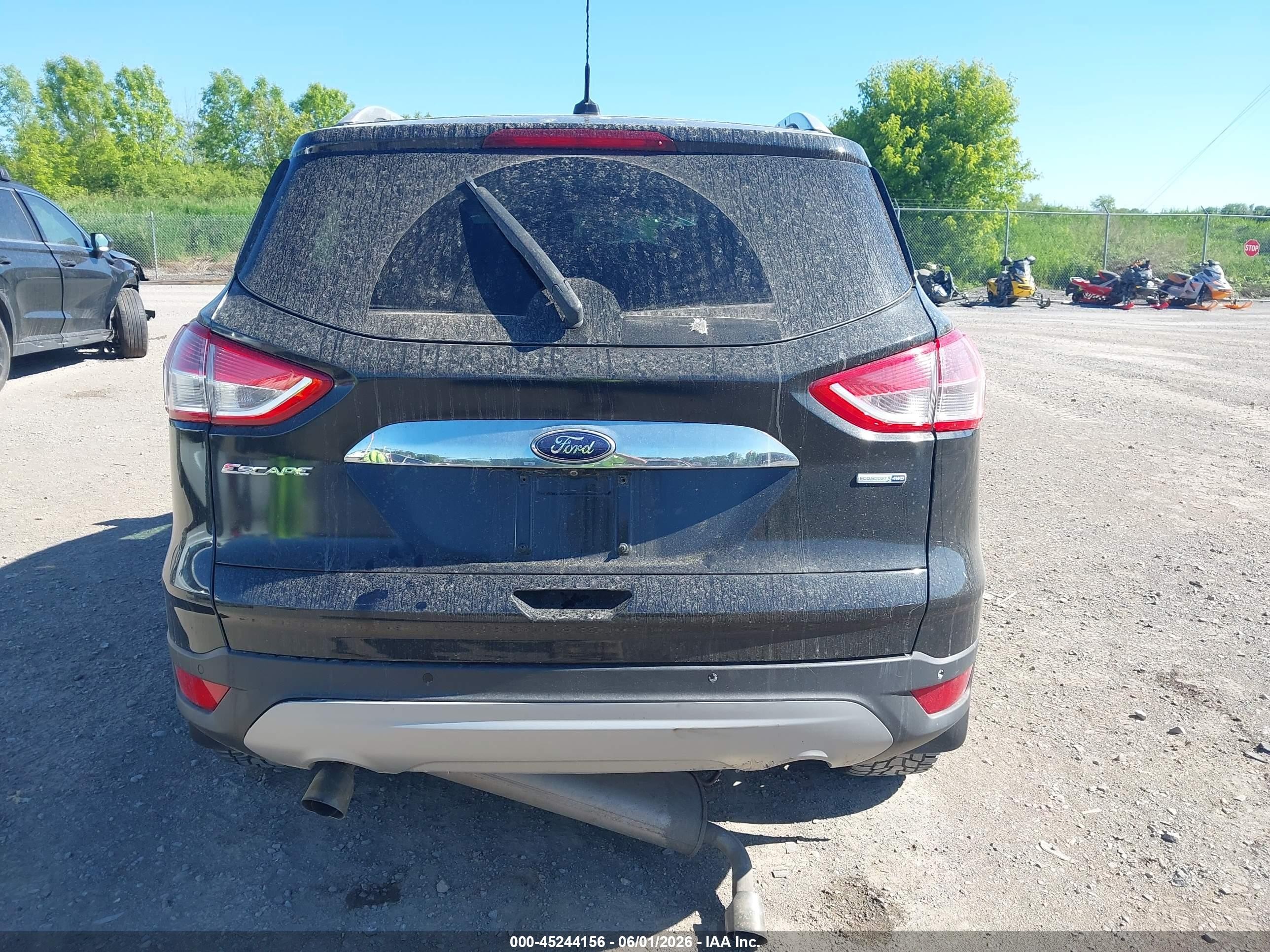 2015 Ford Escape Titanium Black vin: 1FMCU9JX2FUA02430
