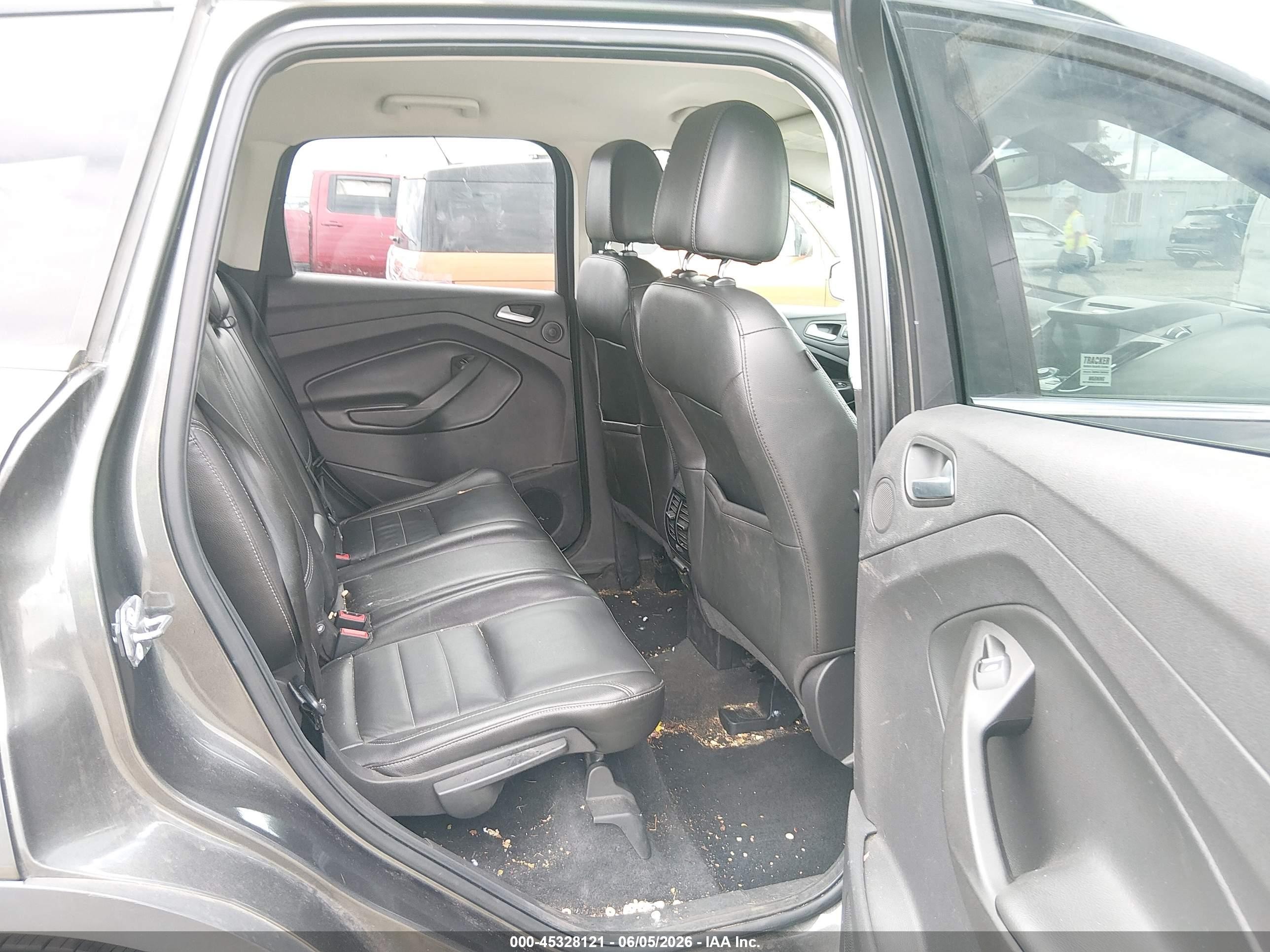 2016 Ford Escape Titanium Серый vin: 1FMCU9JX2GUA22193