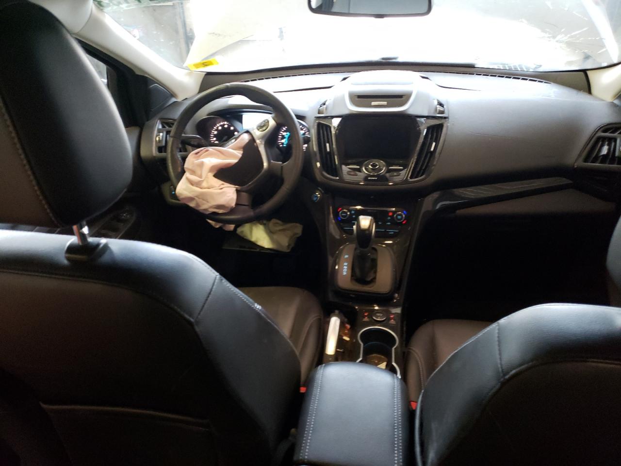 2015 Ford Escape Titanium Серебряный vin: 1FMCU9JX3FUA85964