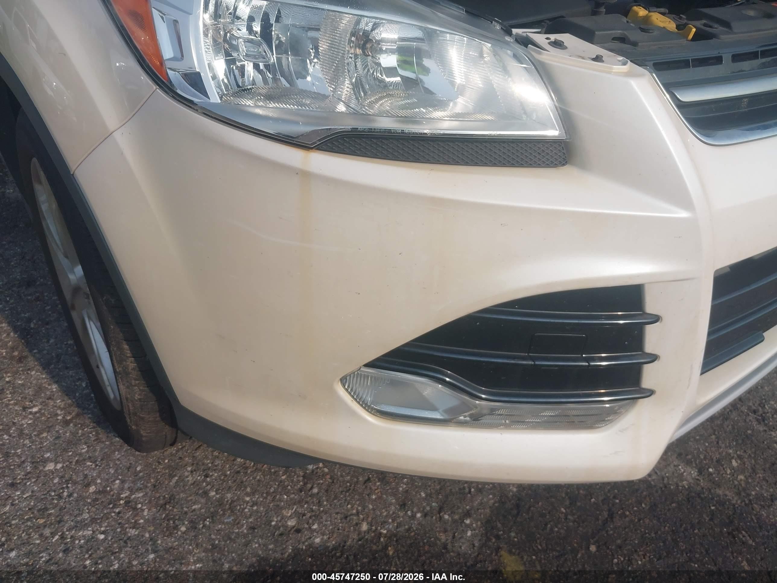2015 Ford Escape Titanium Белый vin: 1FMCU9JX3FUB94201