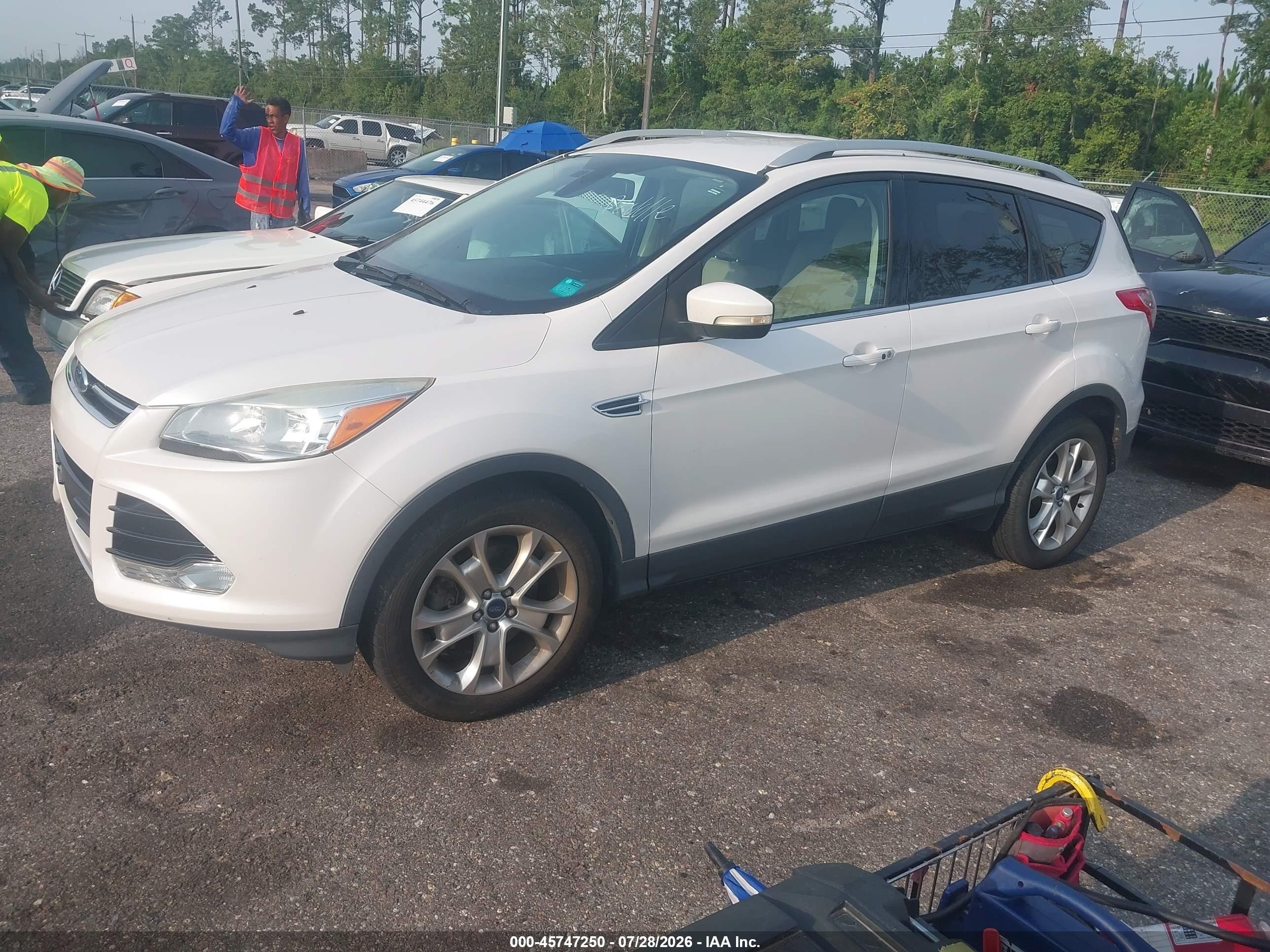 2015 Ford Escape Titanium Белый vin: 1FMCU9JX3FUB94201