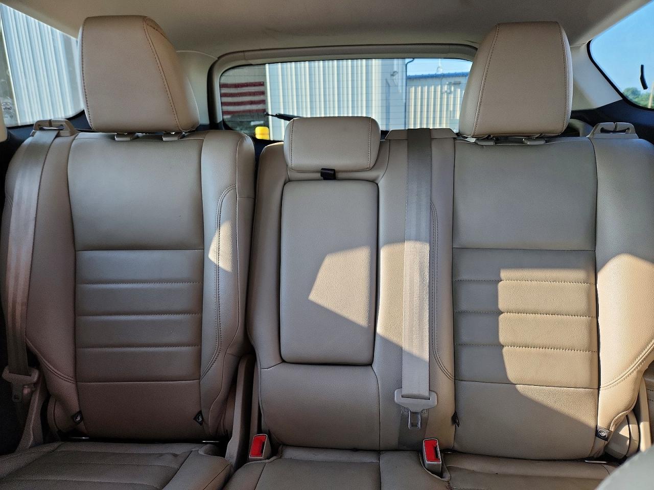2014 Ford Escape Titanium White vin: 1FMCU9JX4EUA91111