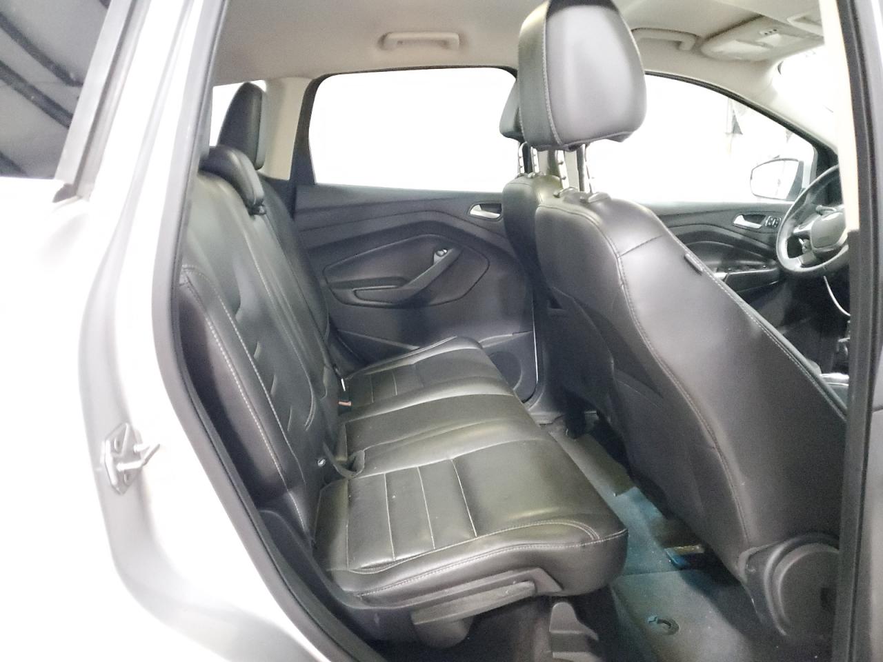 2014 Ford Escape Titanium Silver vin: 1FMCU9JX4EUC18696