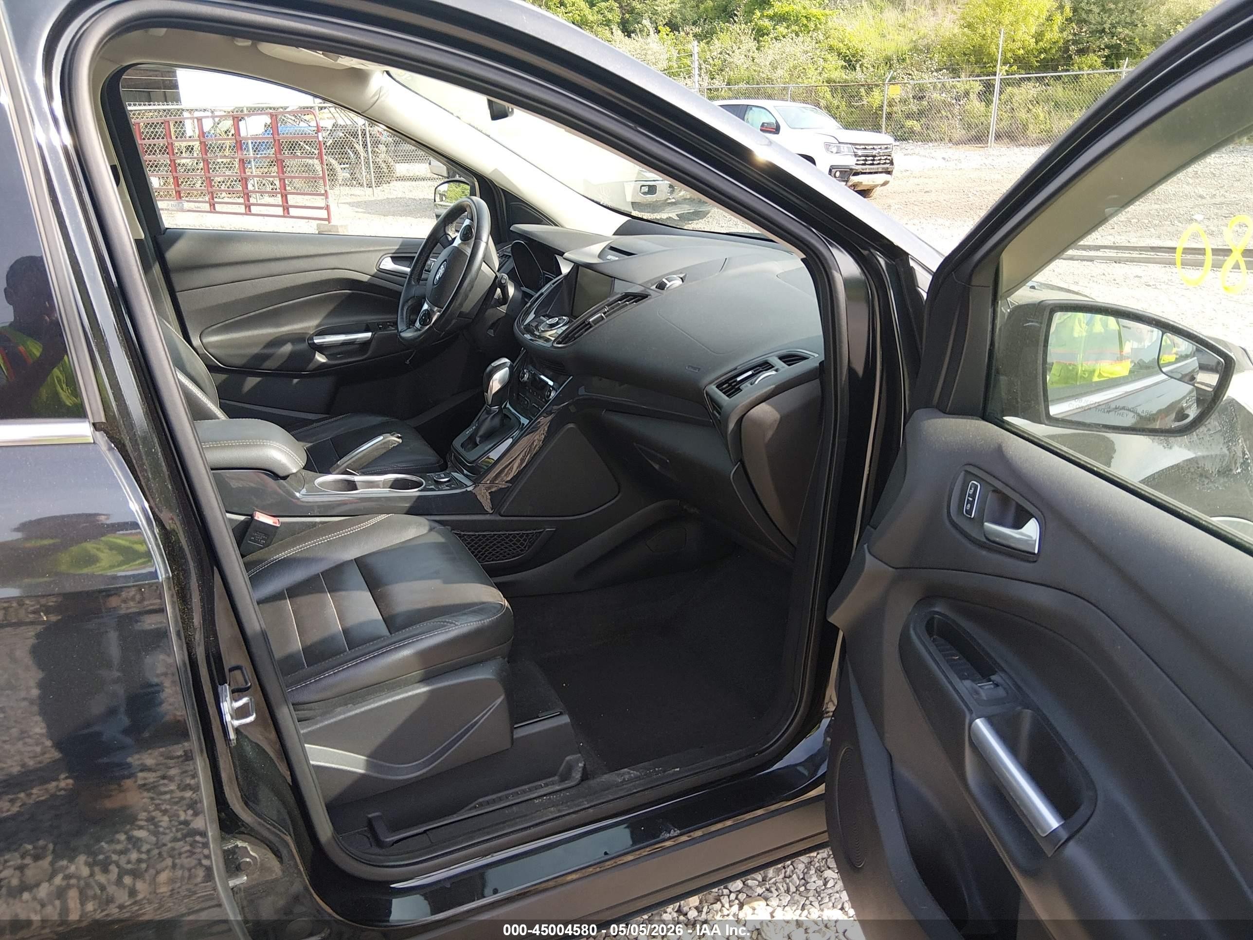 2014 Ford Escape Titanium Black vin: 1FMCU9JX4EUE18574