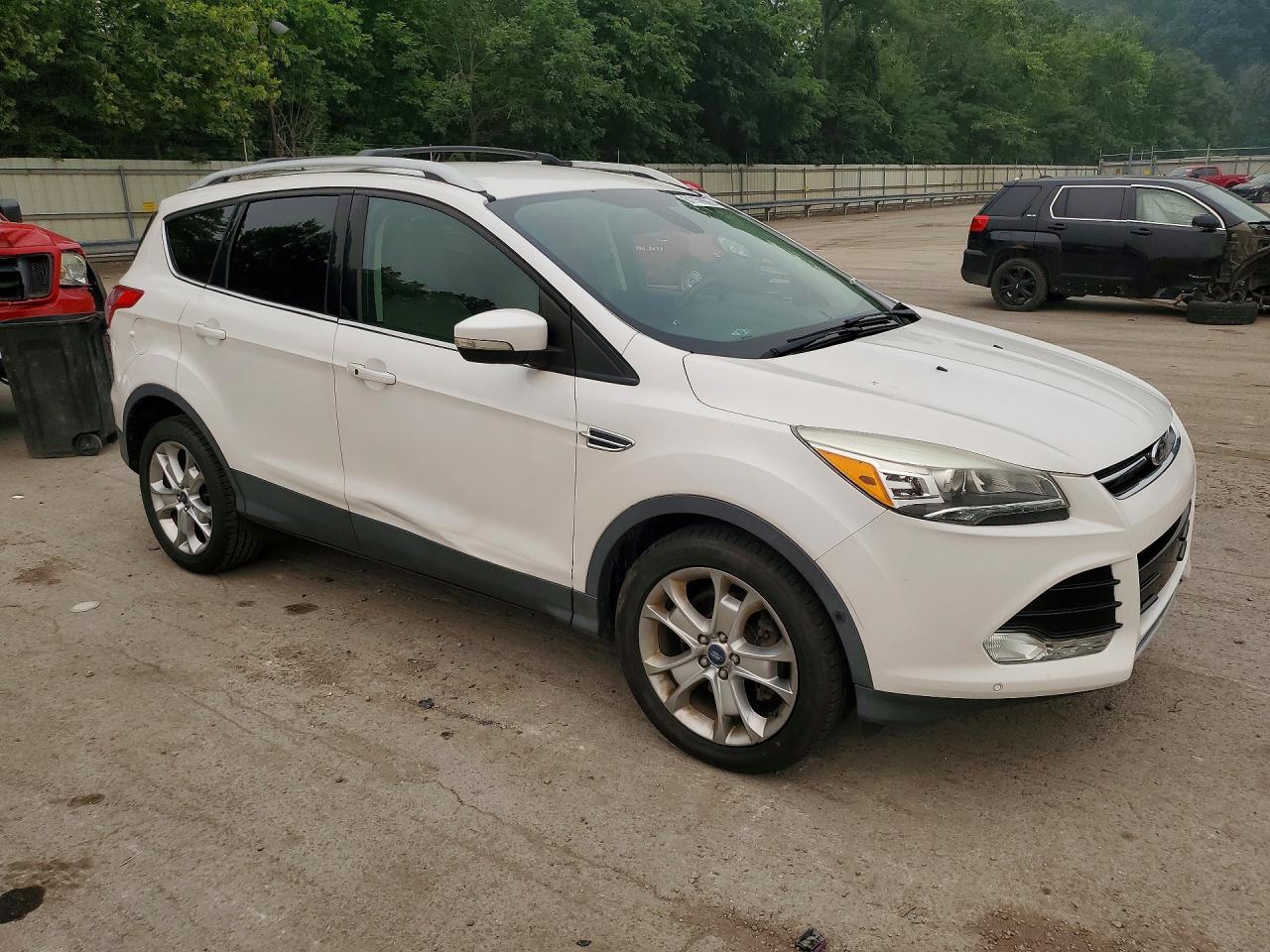 2015 Ford Escape Titanium Белый vin: 1FMCU9JX4FUA89215