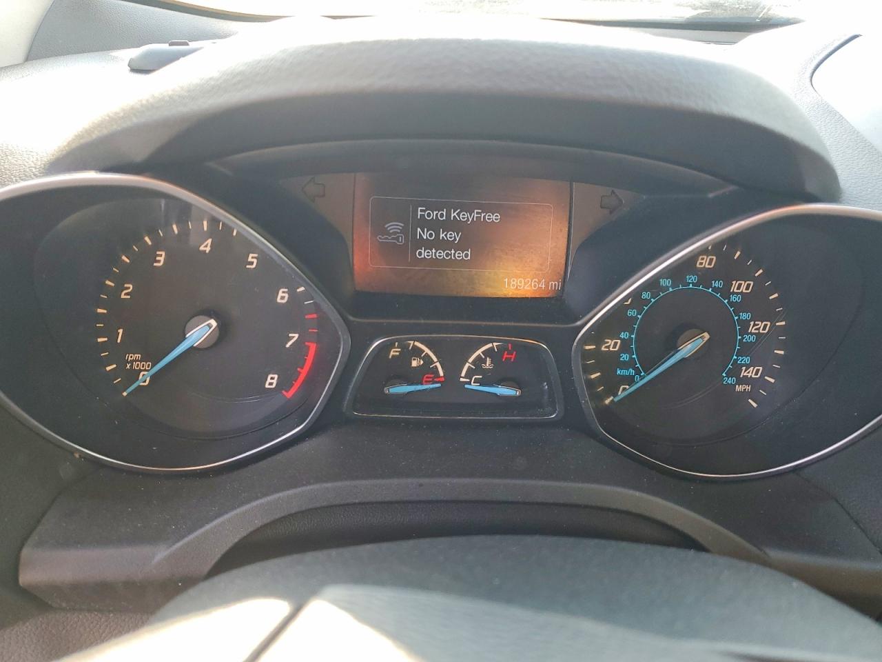 2014 Ford Escape Titanium White vin: 1FMCU9JX5EUB95963