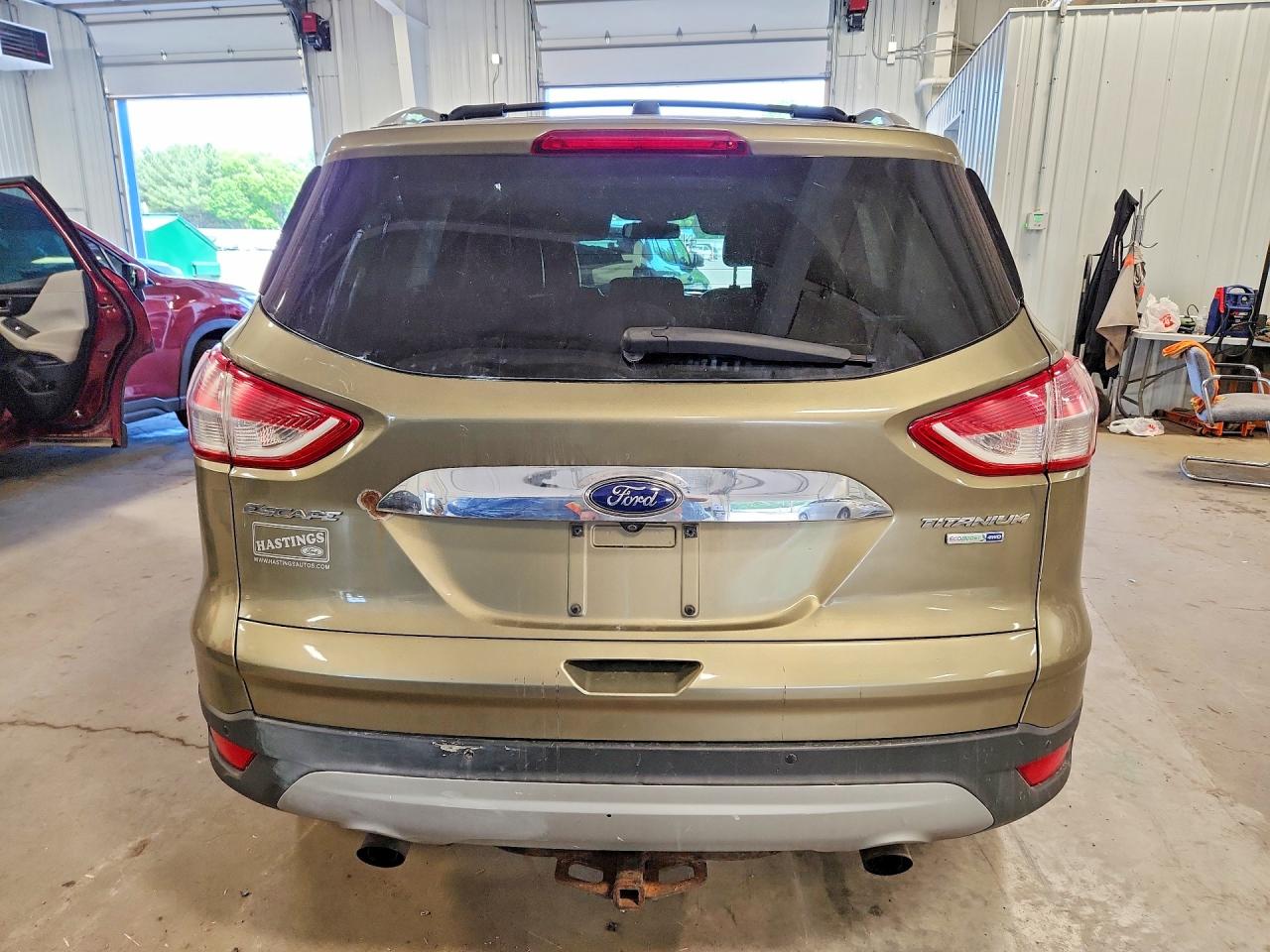 2014 Ford Escape Titanium Tan vin: 1FMCU9JX6EUA13610