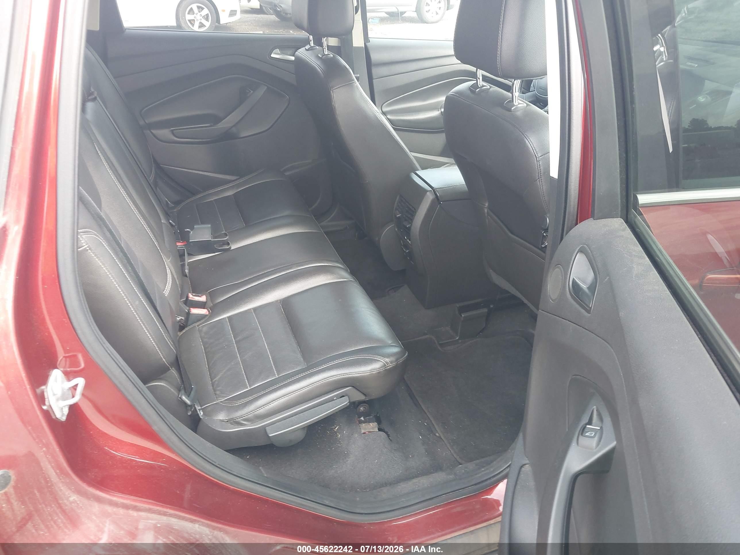 2014 Ford Escape Titanium Burgundy vin: 1FMCU9JX6EUA74584