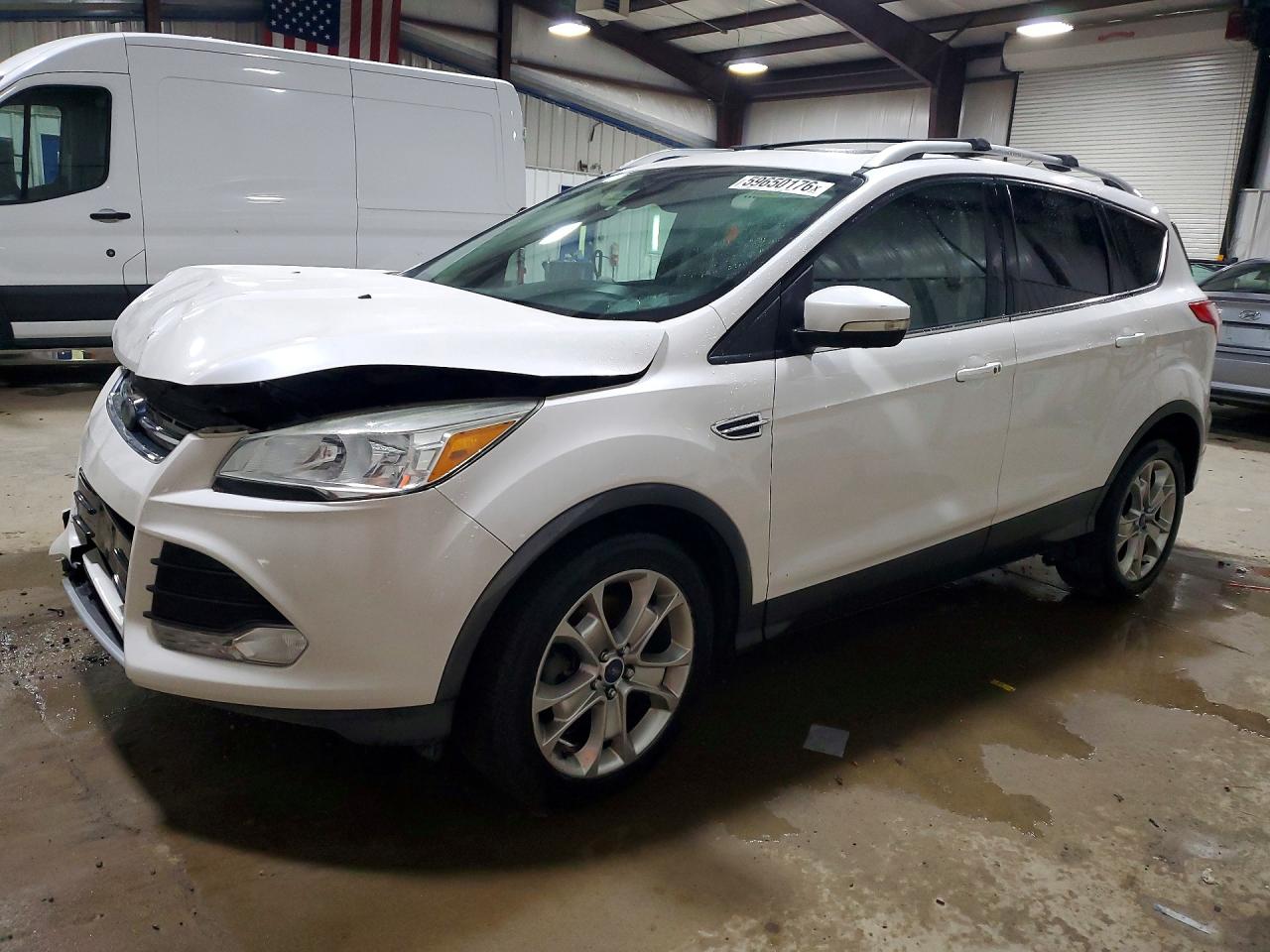 2015 Ford Escape Titanium White vin: 1FMCU9JX6FUB46868