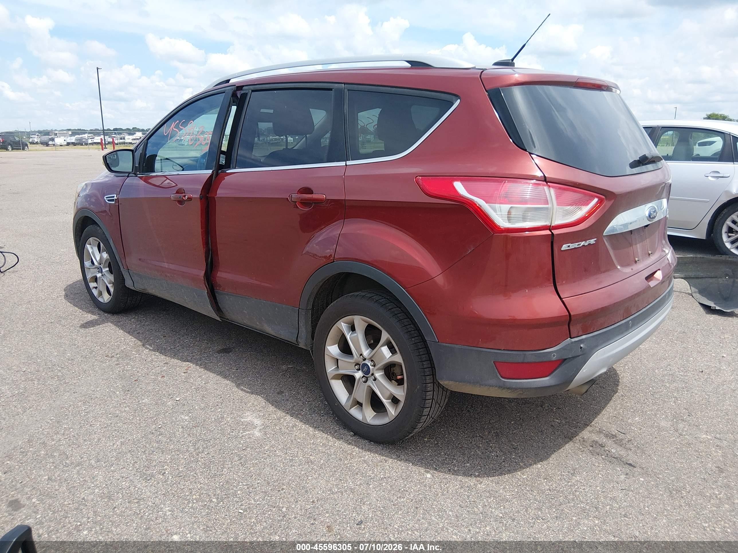 2014 Ford Escape Titanium Red vin: 1FMCU9JX7EUA84654