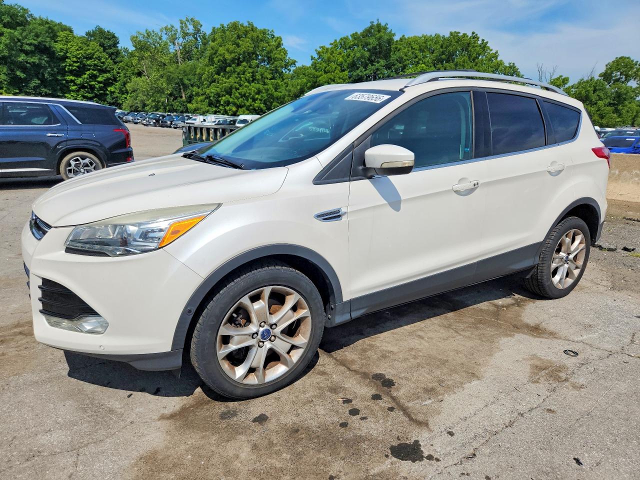2014 Ford Escape Titanium White vin: 1FMCU9JX7EUB75469