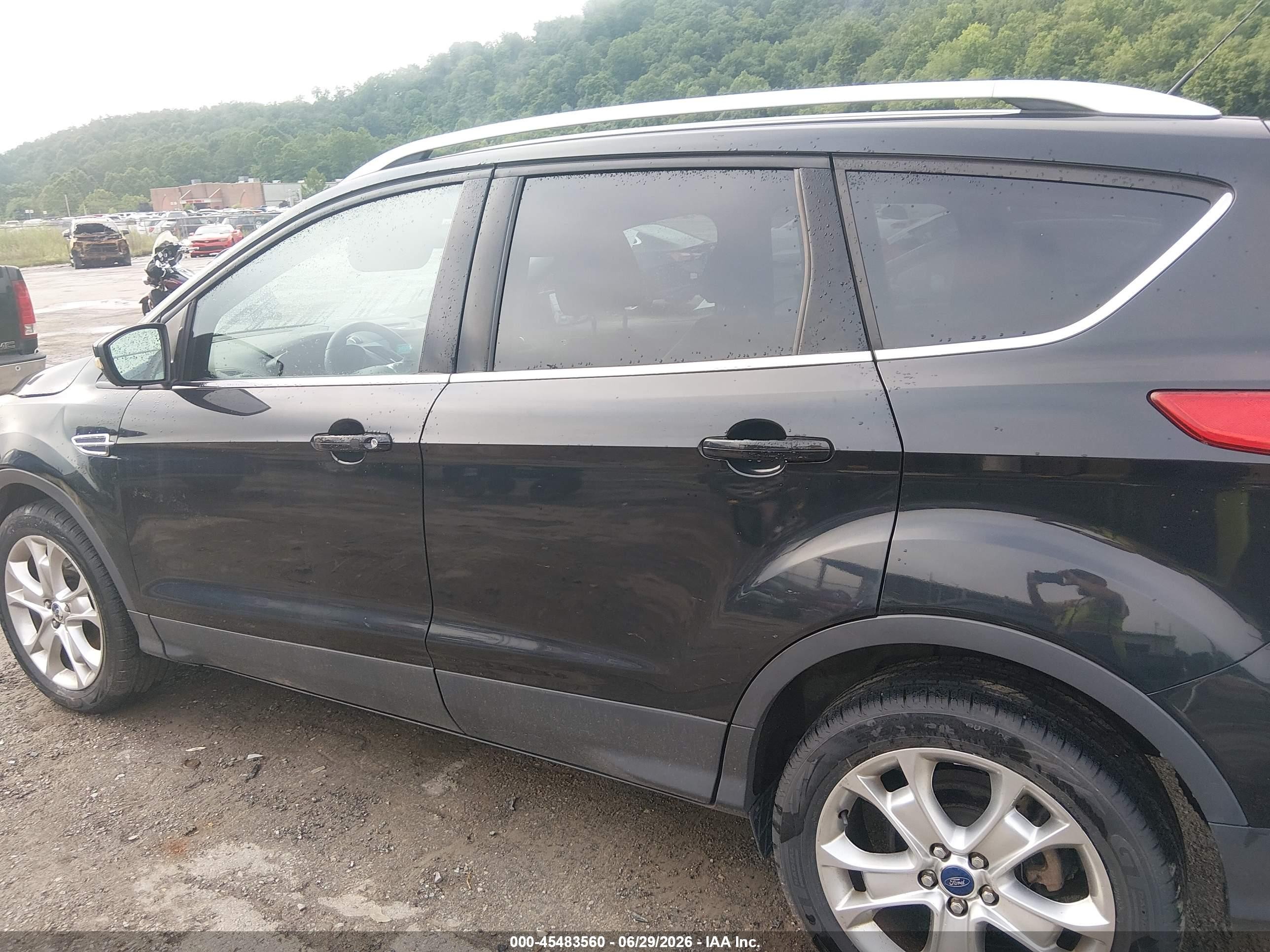 2014 Ford Escape Titanium Black vin: 1FMCU9JX7EUC17980