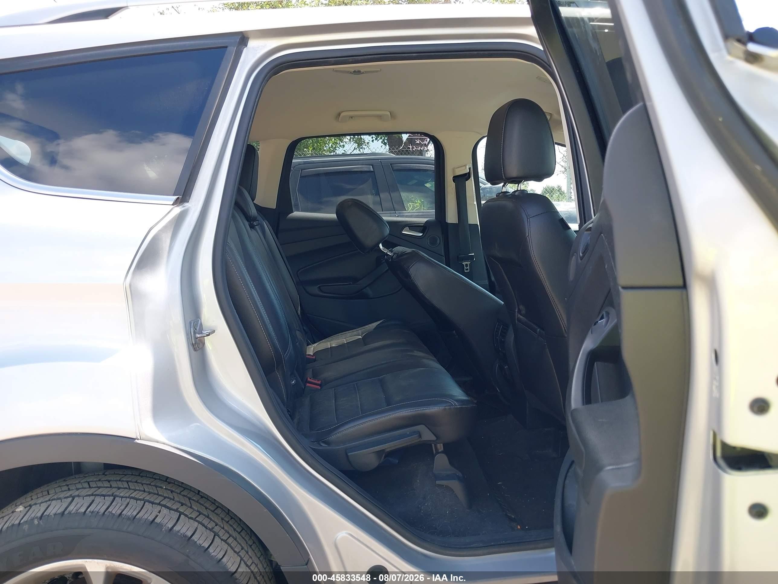 2014 Ford Escape Titanium Серебряный vin: 1FMCU9JX7EUC73711