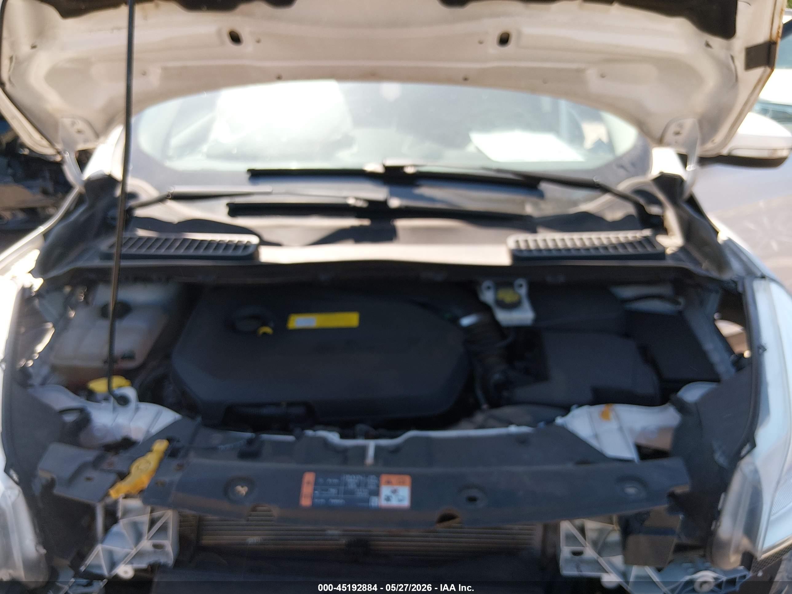 2015 Ford Escape Titanium White vin: 1FMCU9JX7FUC12666