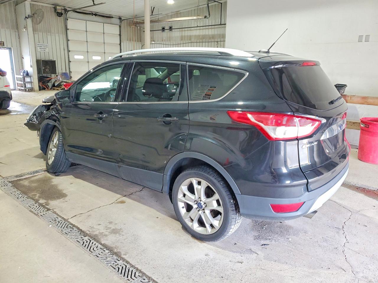 2015 Ford Escape Titanium Черный vin: 1FMCU9JX7FUC39544