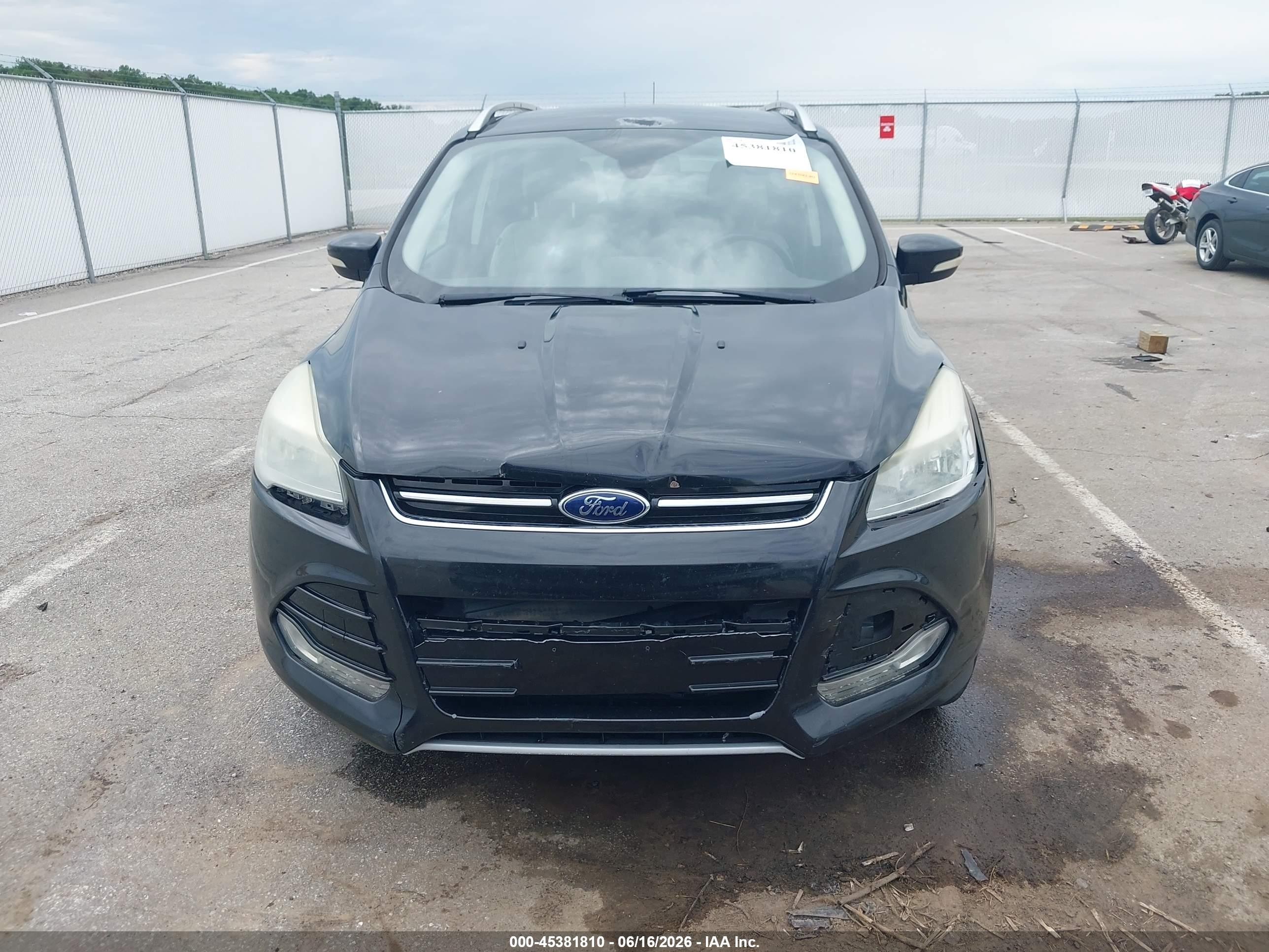 2014 Ford Escape Titanium Black vin: 1FMCU9JX8EUD08370