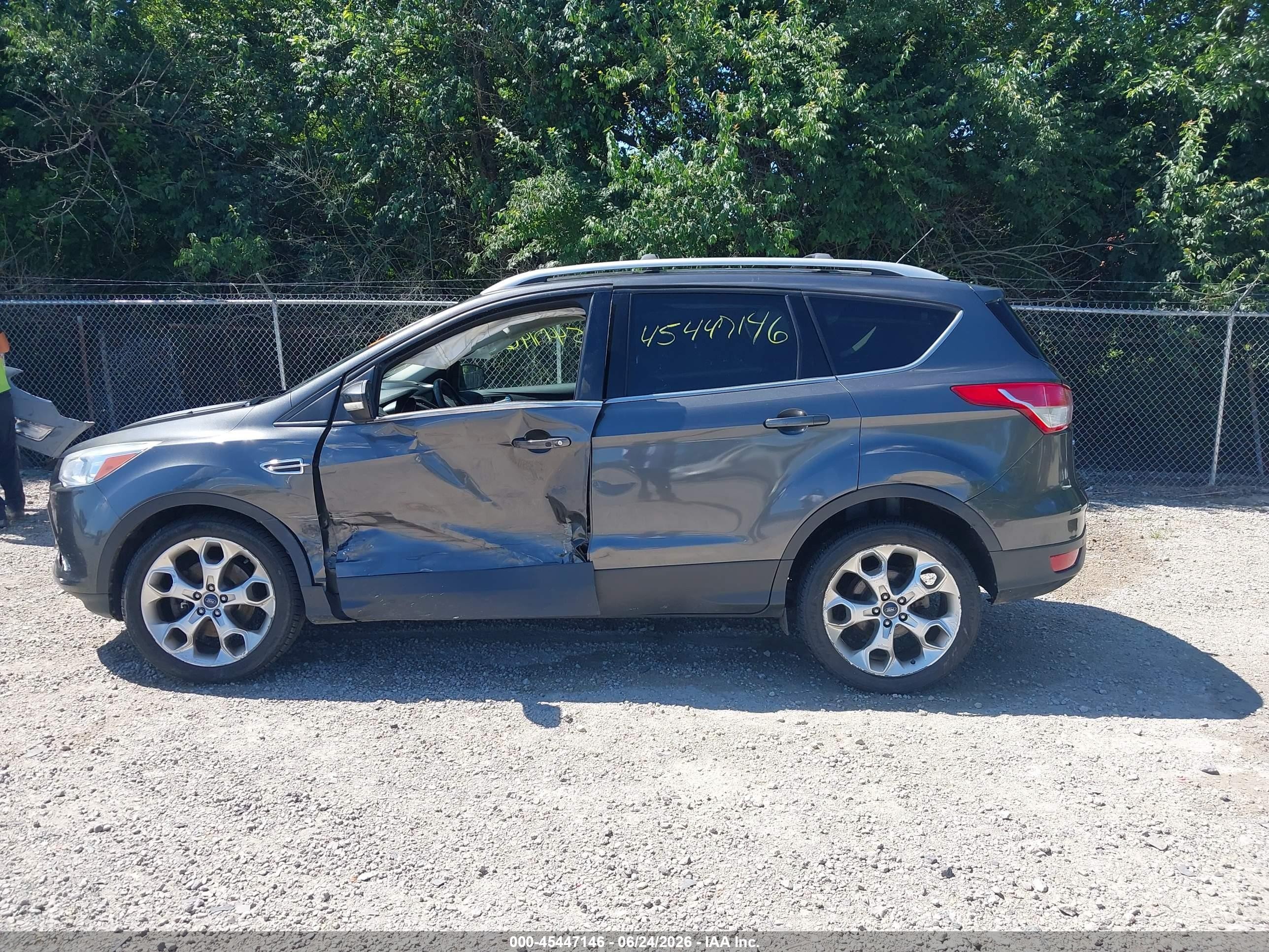 2015 Ford Escape Titanium Black vin: 1FMCU9JX8FUC23949