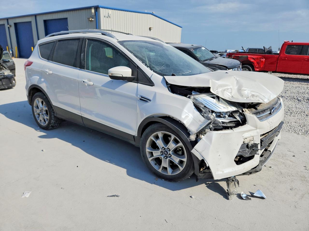 2015 Ford Escape Titanium White vin: 1FMCU9JX8FUC24213