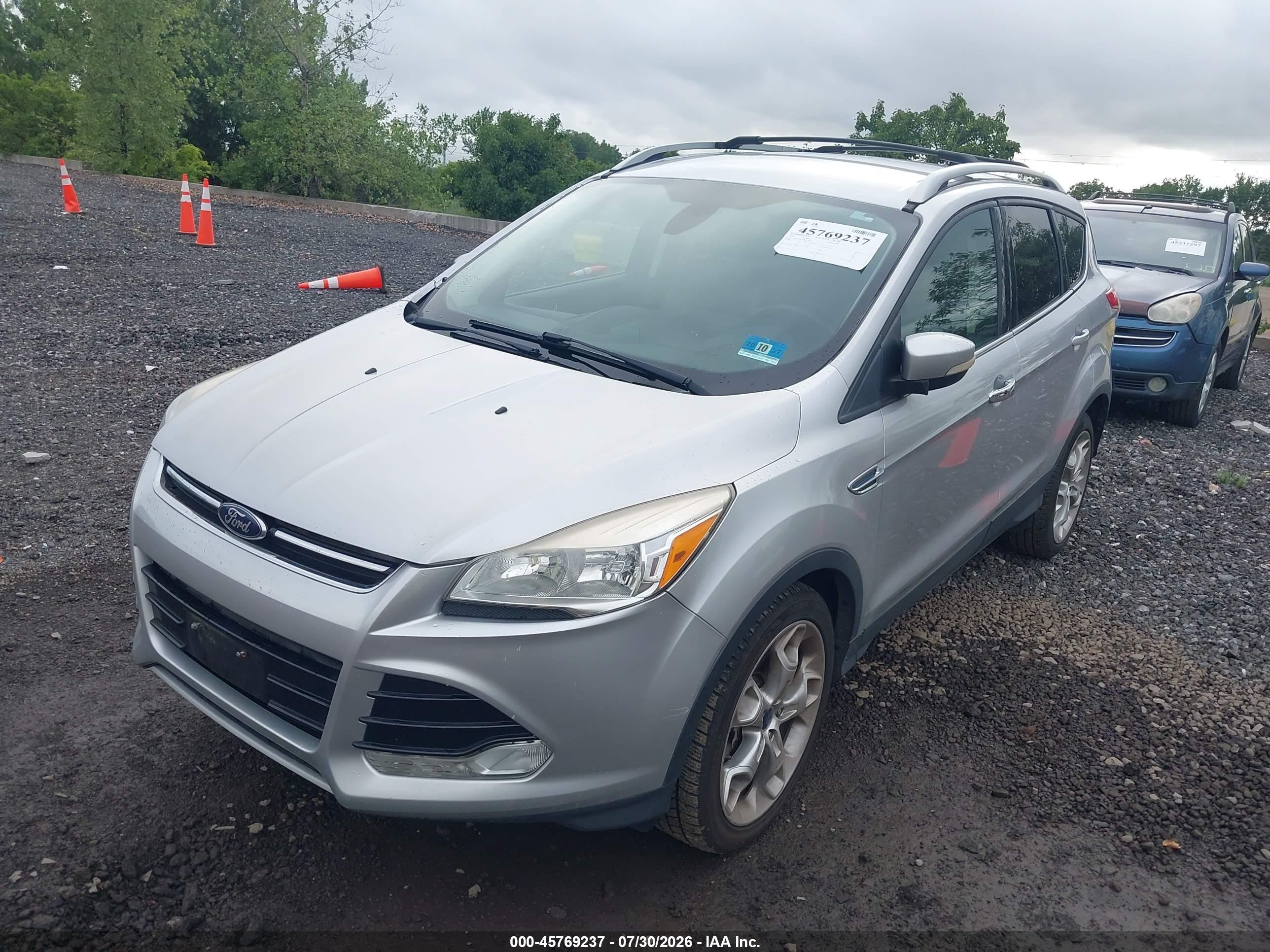 2015 Ford Escape Titanium Silver vin: 1FMCU9JX8FUC35082