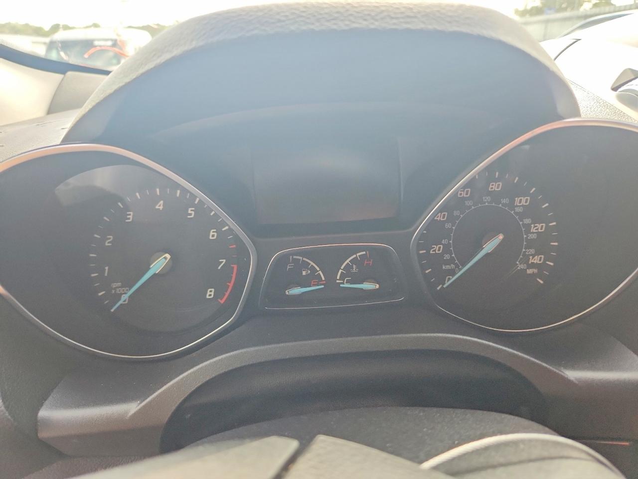 2014 Ford Escape Titanium Черный vin: 1FMCU9JXXEUA33990