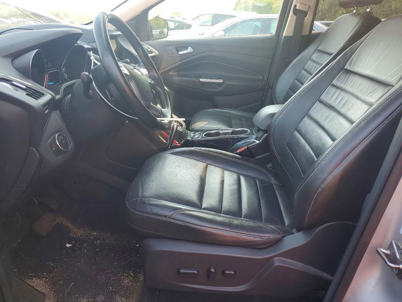 2015 Ford Escape Titanium Серебряный vin: 1FMCU9JXXFUA81751