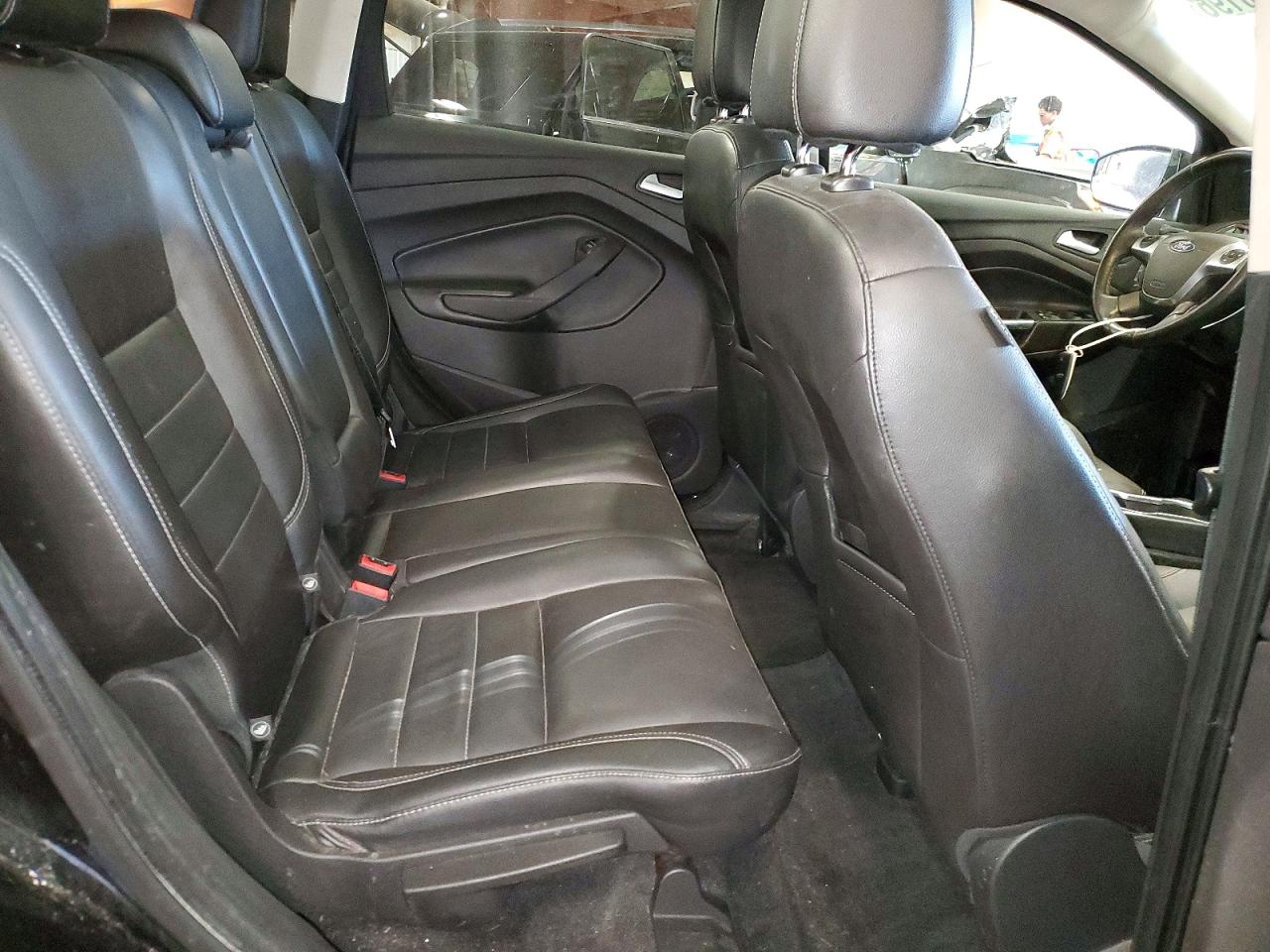 2015 Ford Escape Titanium Black vin: 1FMCU9JXXFUB23139