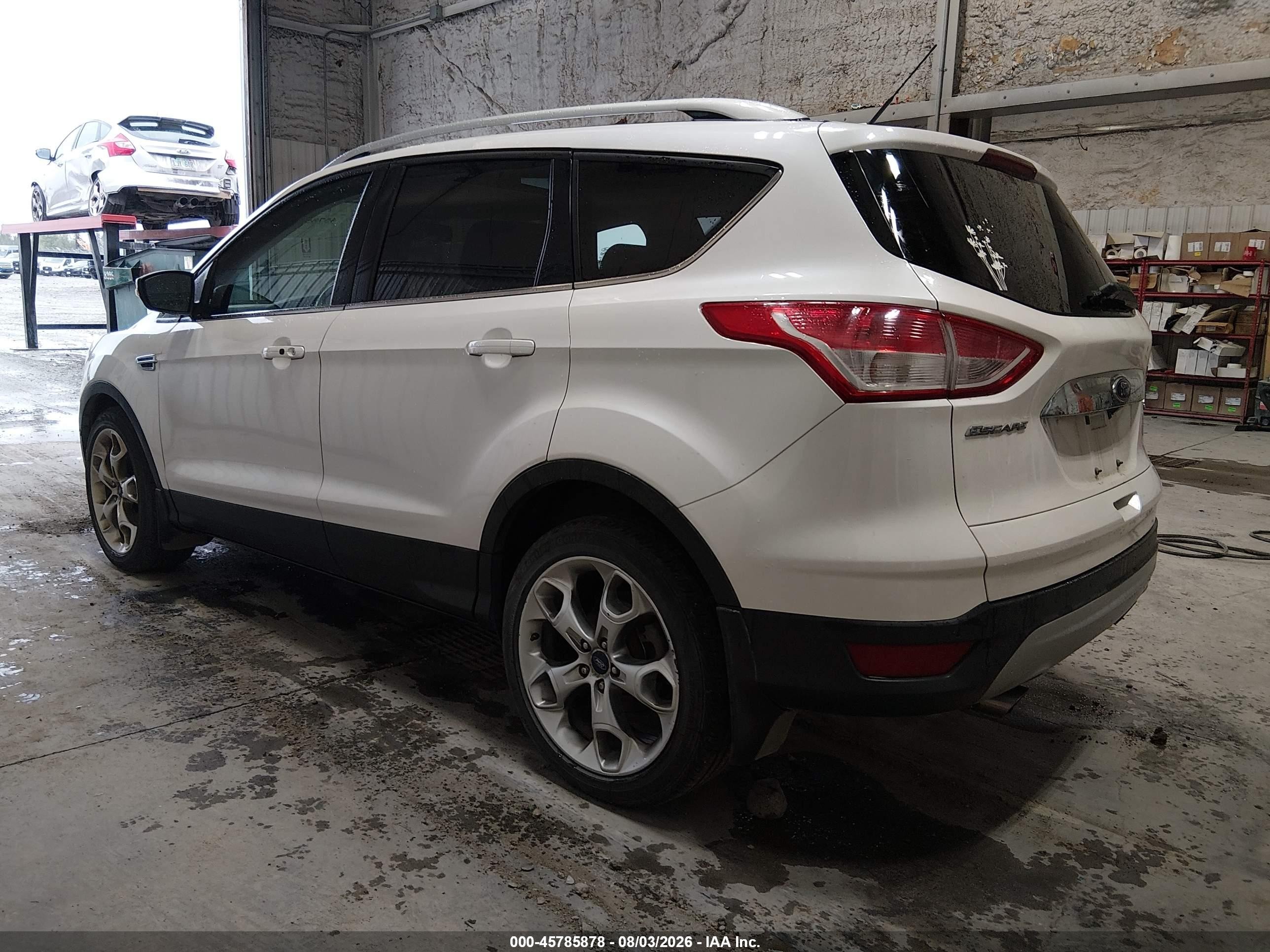 2015 Ford Escape Titanium Белый vin: 1FMCU9JXXFUB63883