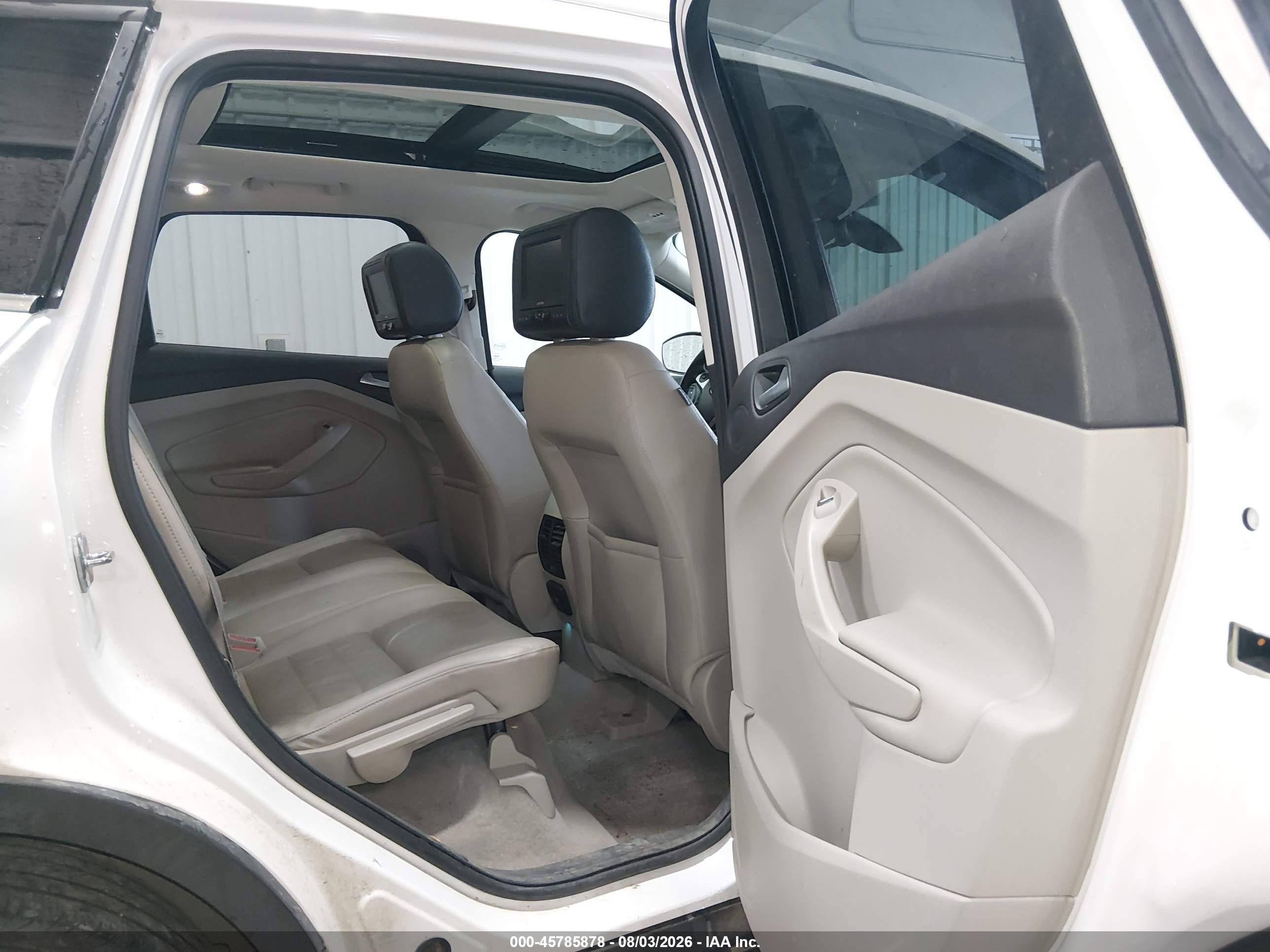 2015 Ford Escape Titanium Белый vin: 1FMCU9JXXFUB63883