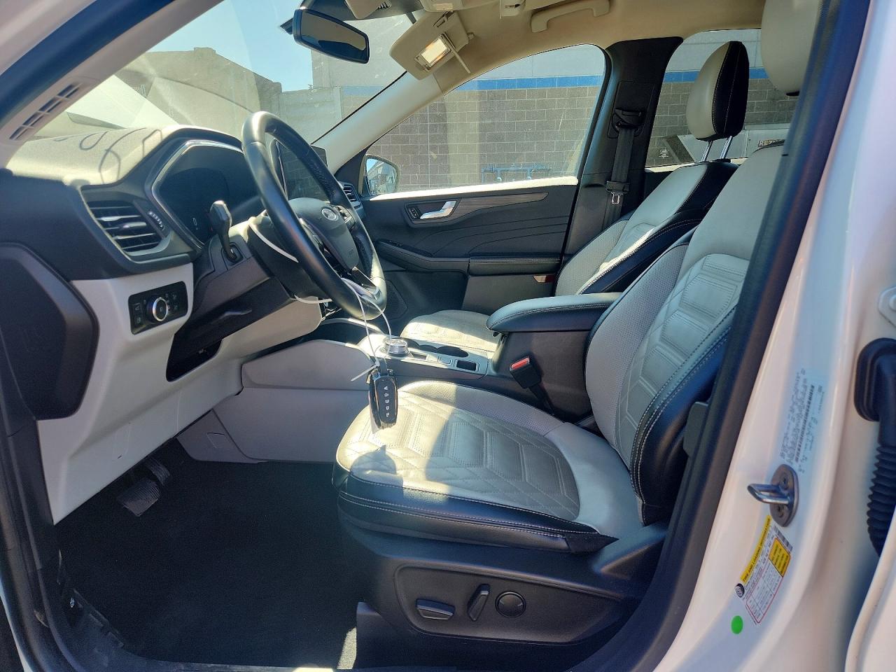 2023 Ford Escape Platinum White vin: 1FMCU9JZ2PUB27768