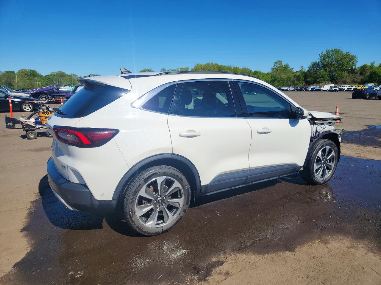 2023 Ford Escape Platinum White vin: 1FMCU9JZ2PUB27768