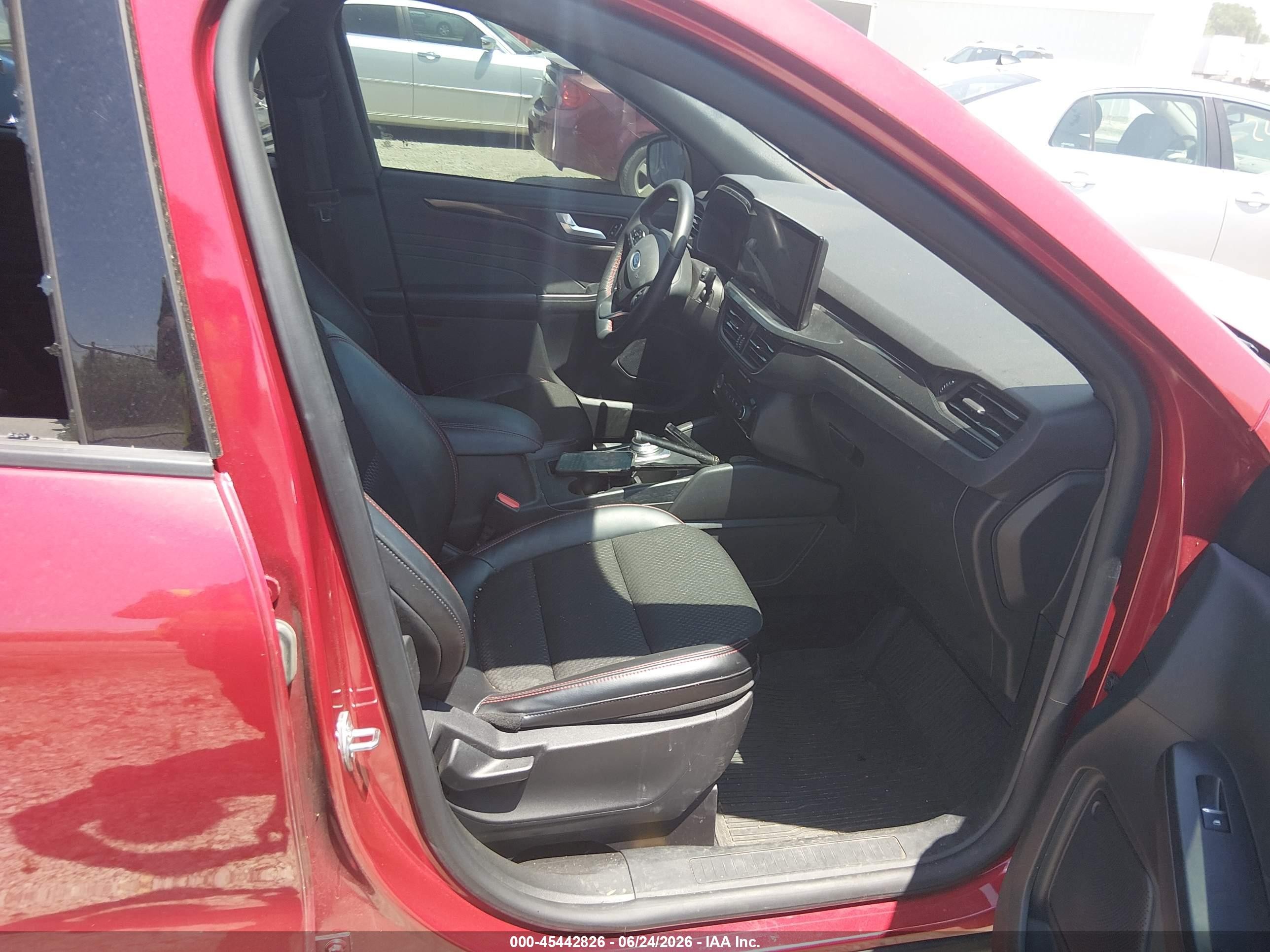 2024 Ford Escape St-line Красный vin: 1FMCU9MN5RUB26867