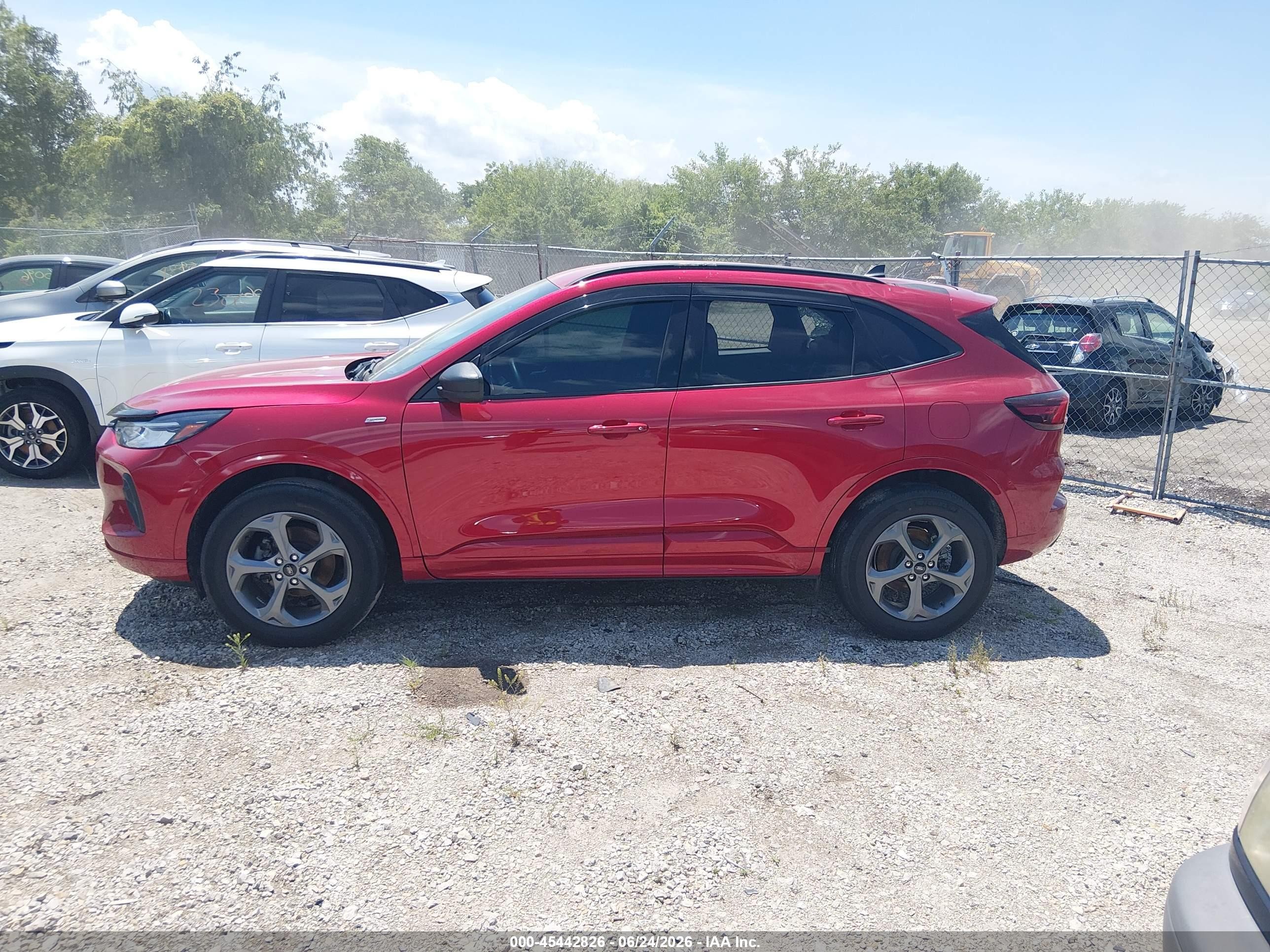 2024 Ford Escape St-line Красный vin: 1FMCU9MN5RUB26867