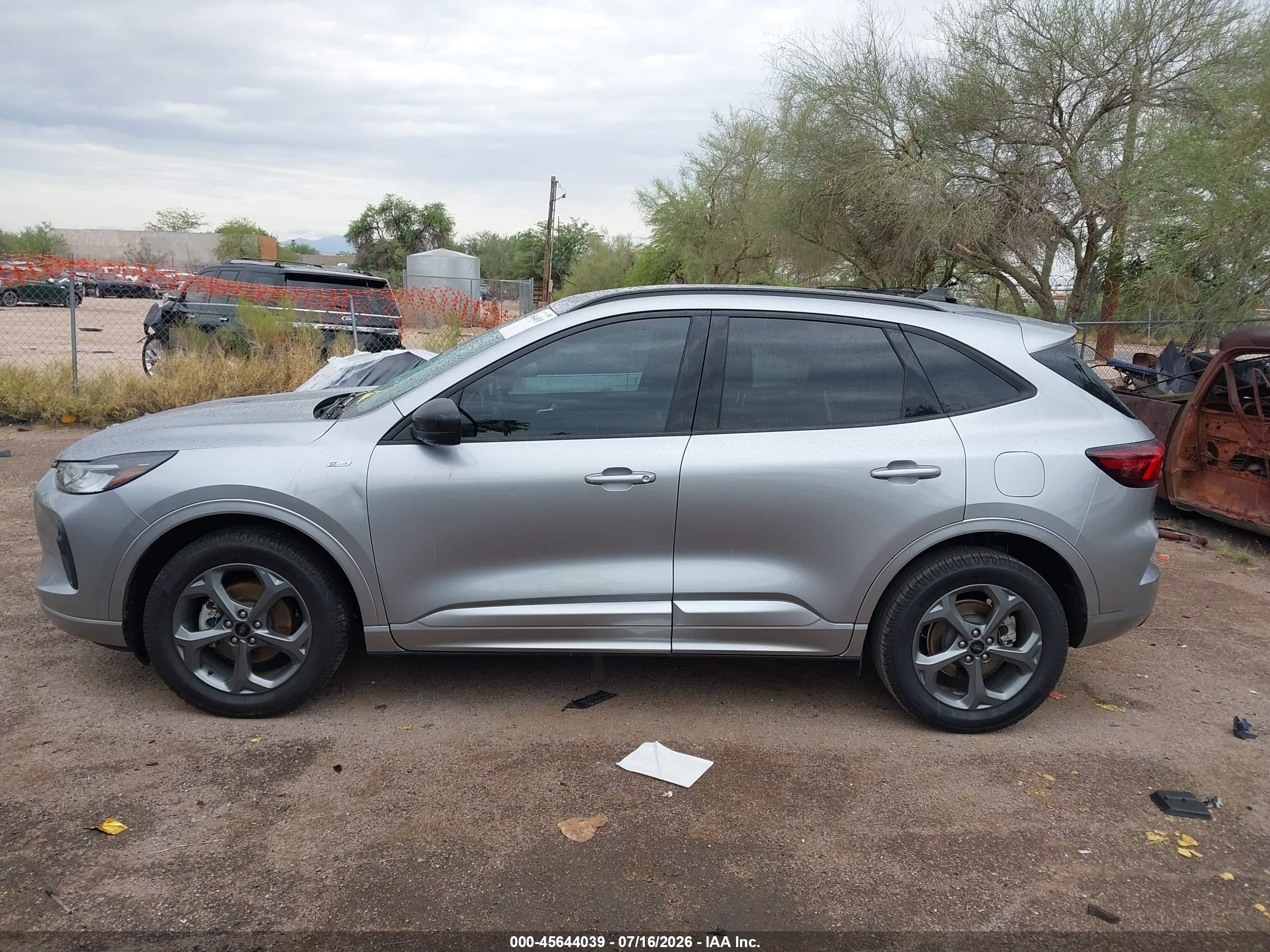 2023 Ford Escape St-line Silver vin: 1FMCU9MN9PUA24937