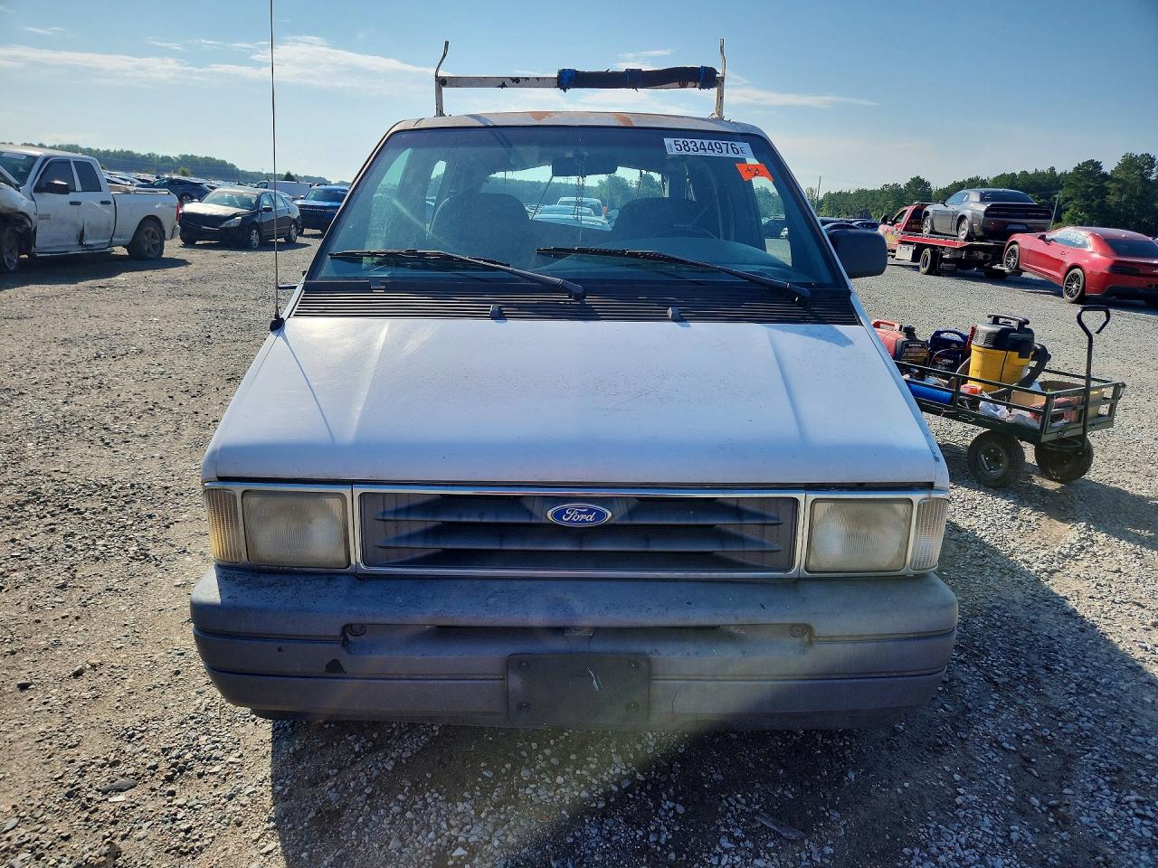 1996 Ford Aerostar White vin: 1FMDA11U0TZC01317