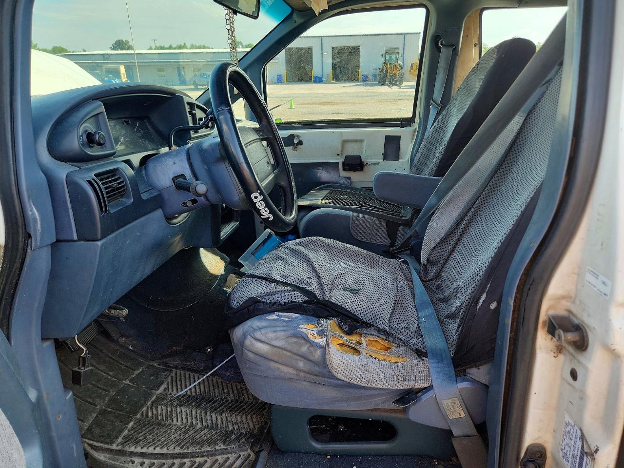 1996 Ford Aerostar White vin: 1FMDA11U0TZC01317