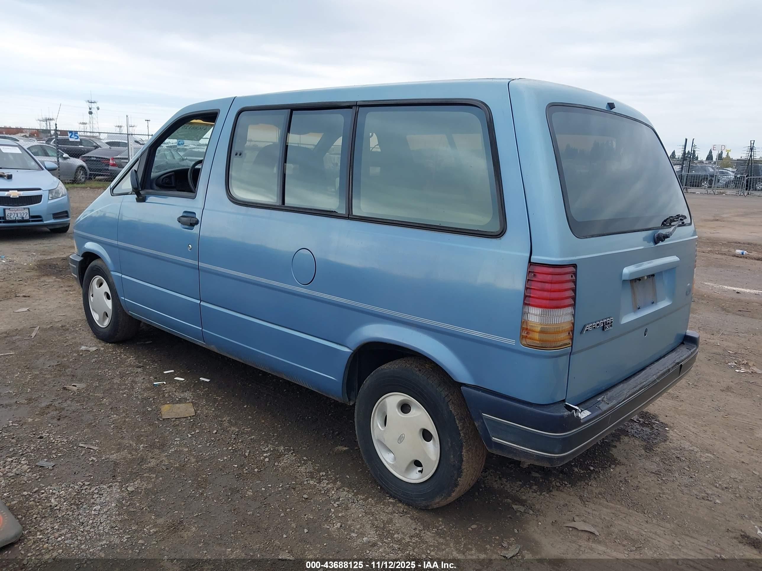 1992 Ford Aerostar   Blue vin: 1FMDA11U3NZA03284