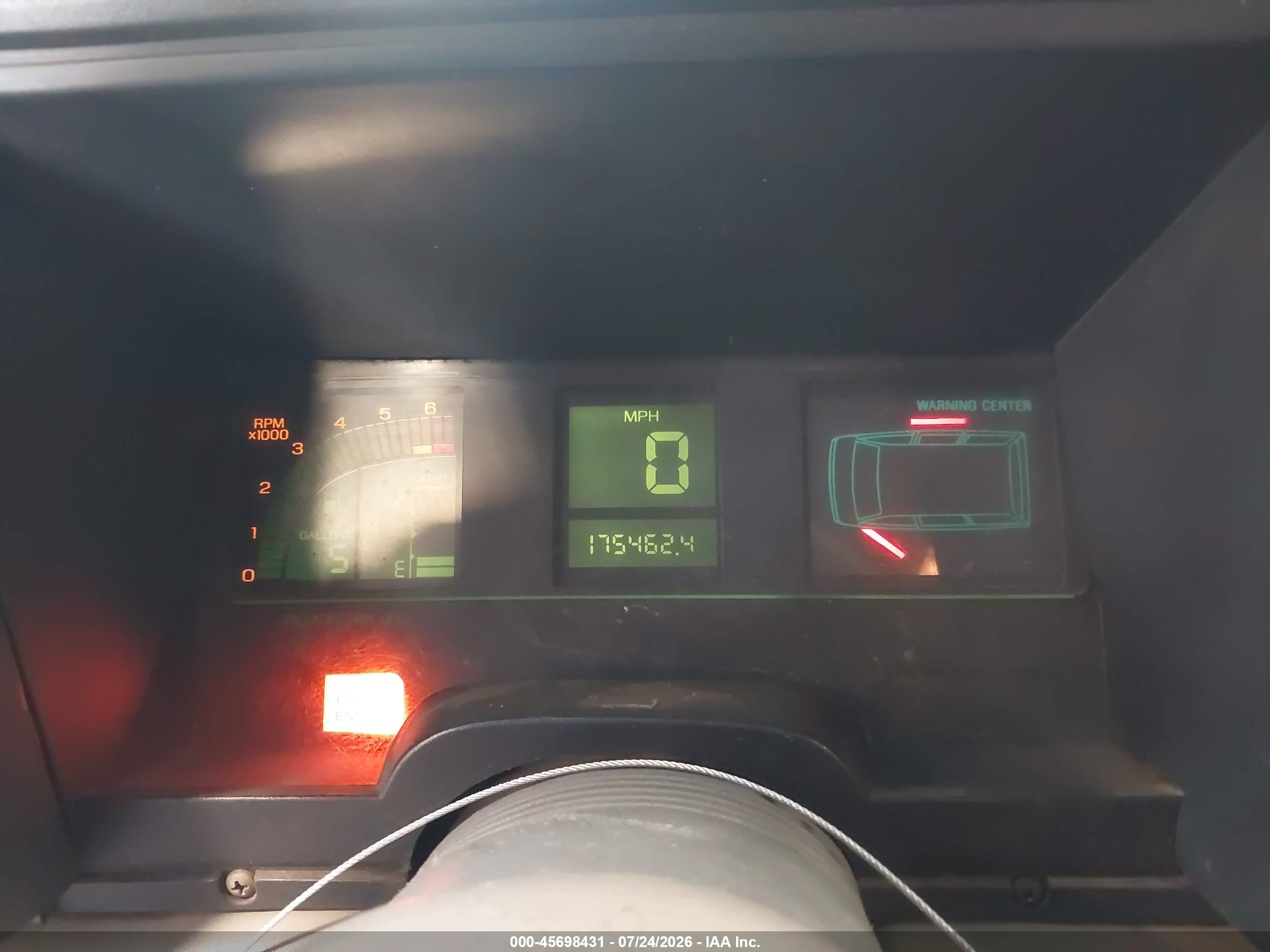 1990 Ford Aerostar   Red vin: 1FMDA31U4LZA71456