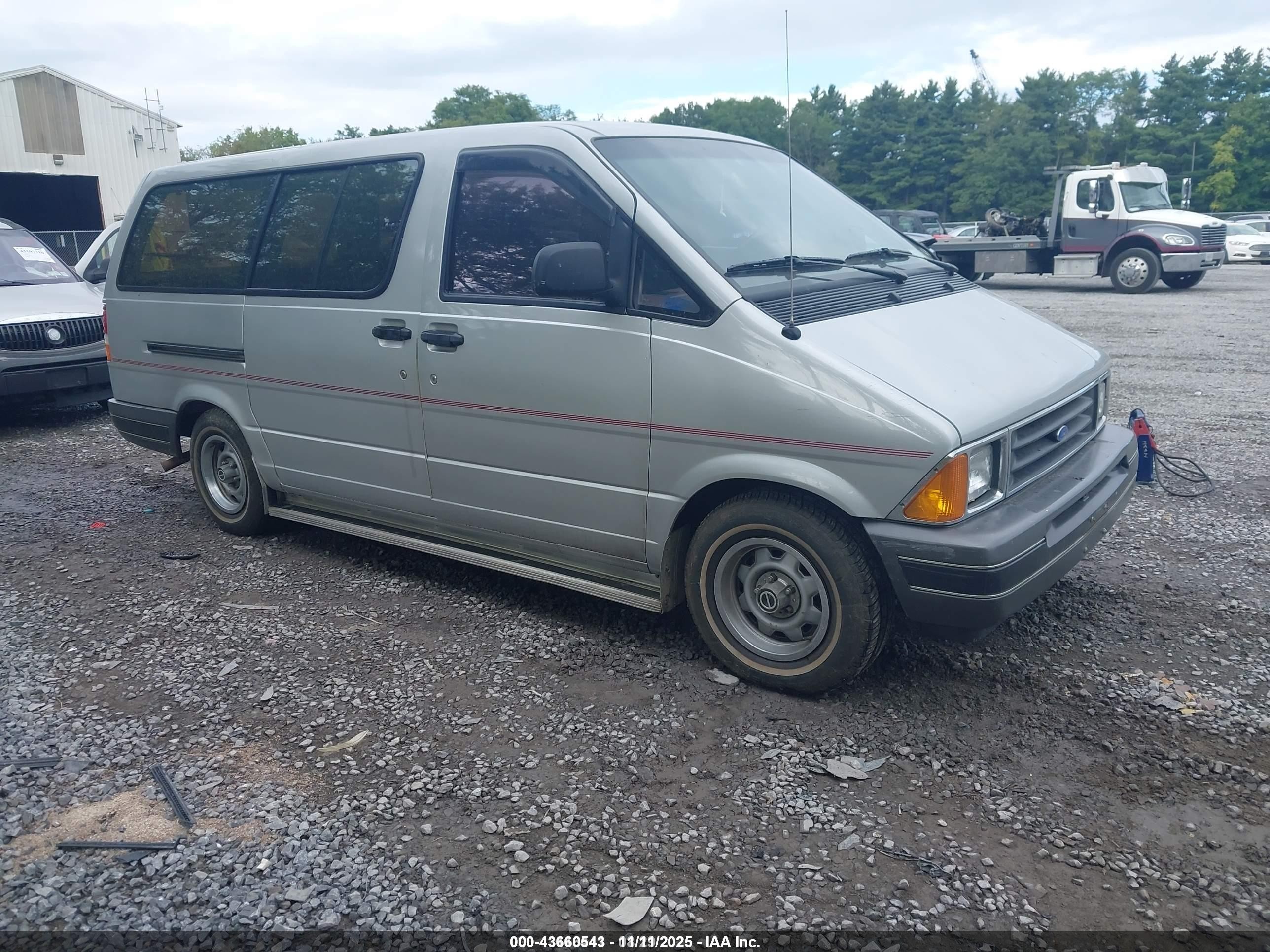 1991 Ford Aerostar   Silver vin: 1FMDA31UXMZB40491