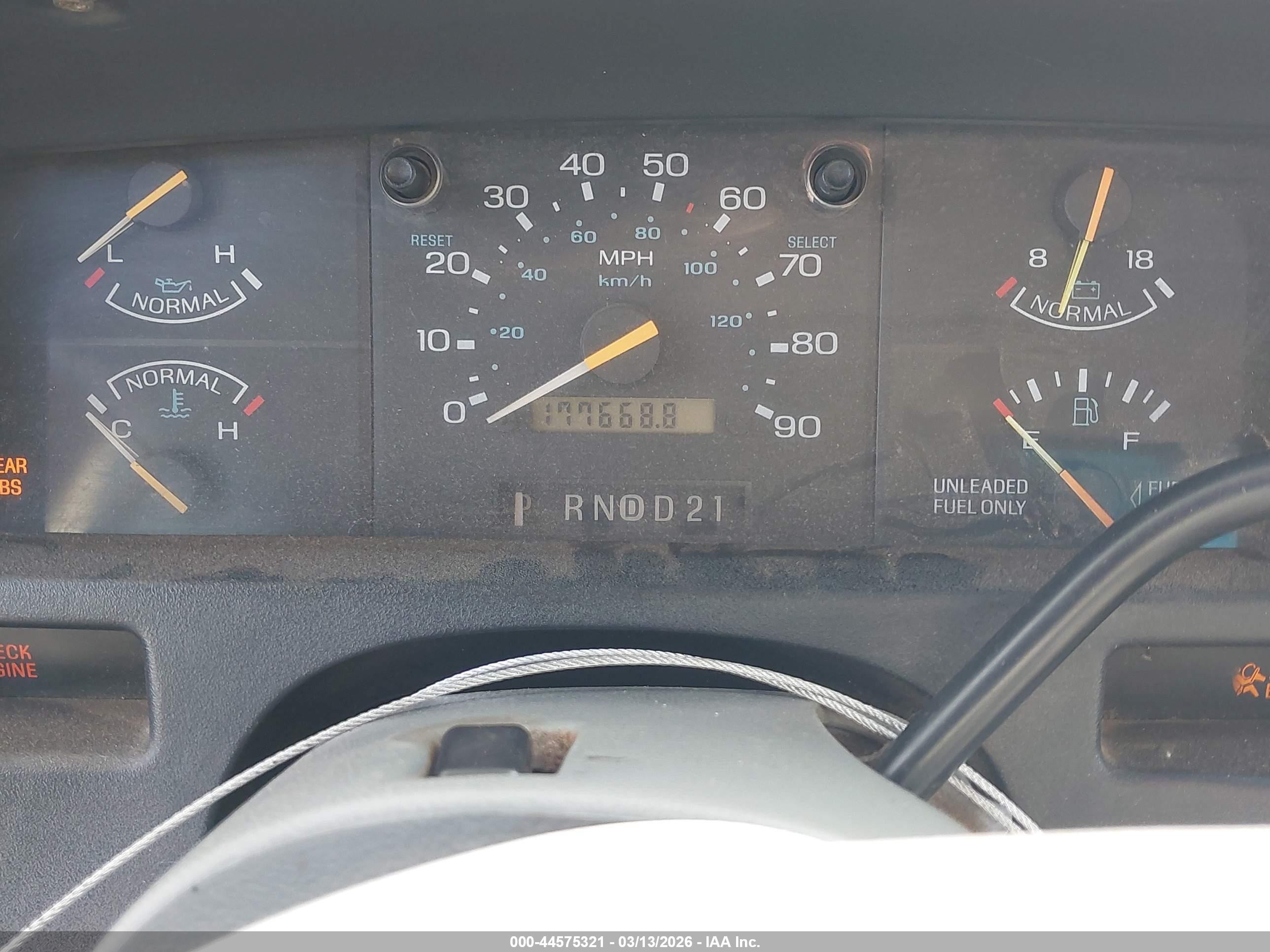 1994 Ford Aerostar   Белый vin: 1FMDA31X7RZB16991
