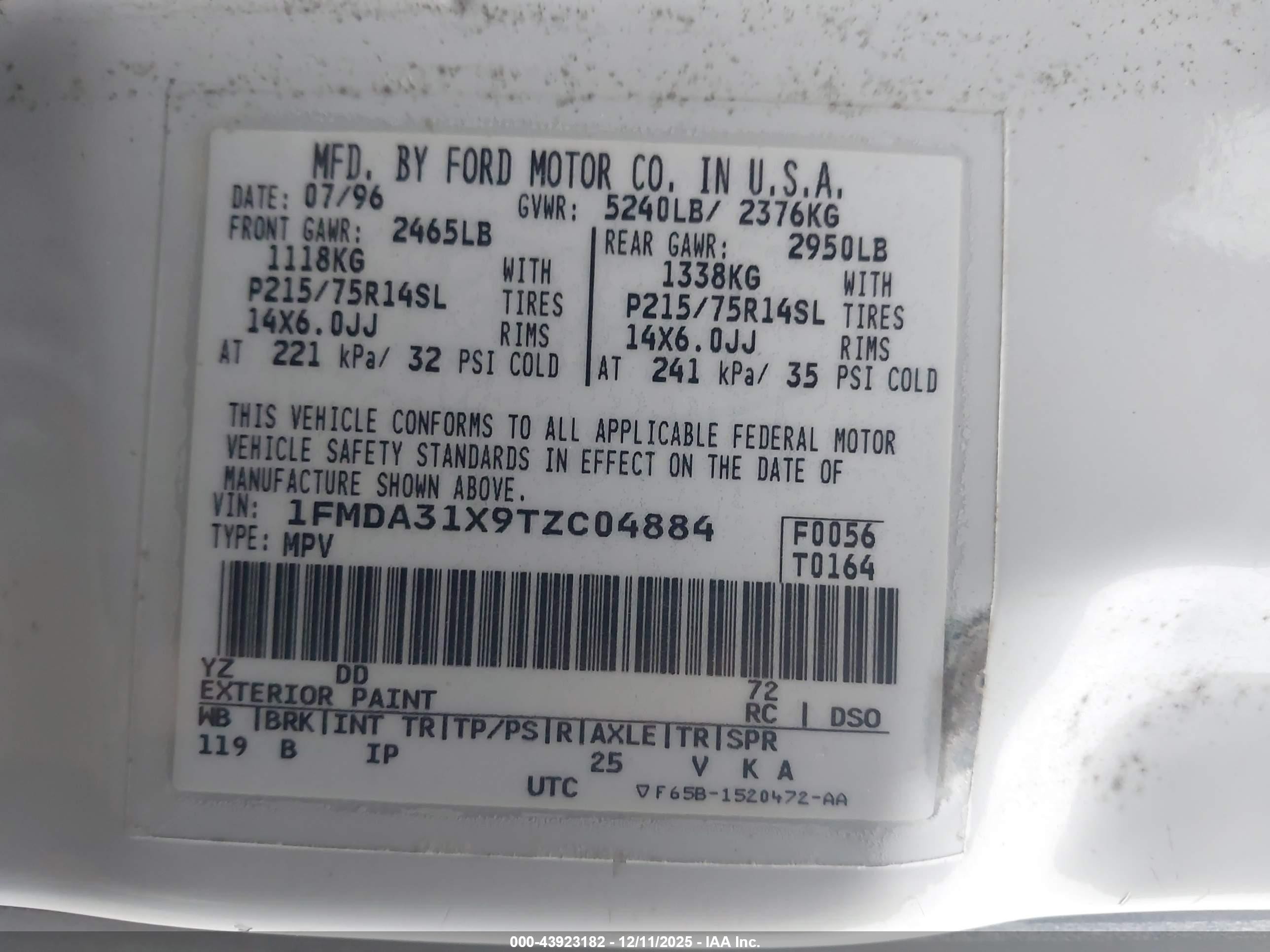 1996 Ford Aerostar   White vin: 1FMDA31X9TZC04884