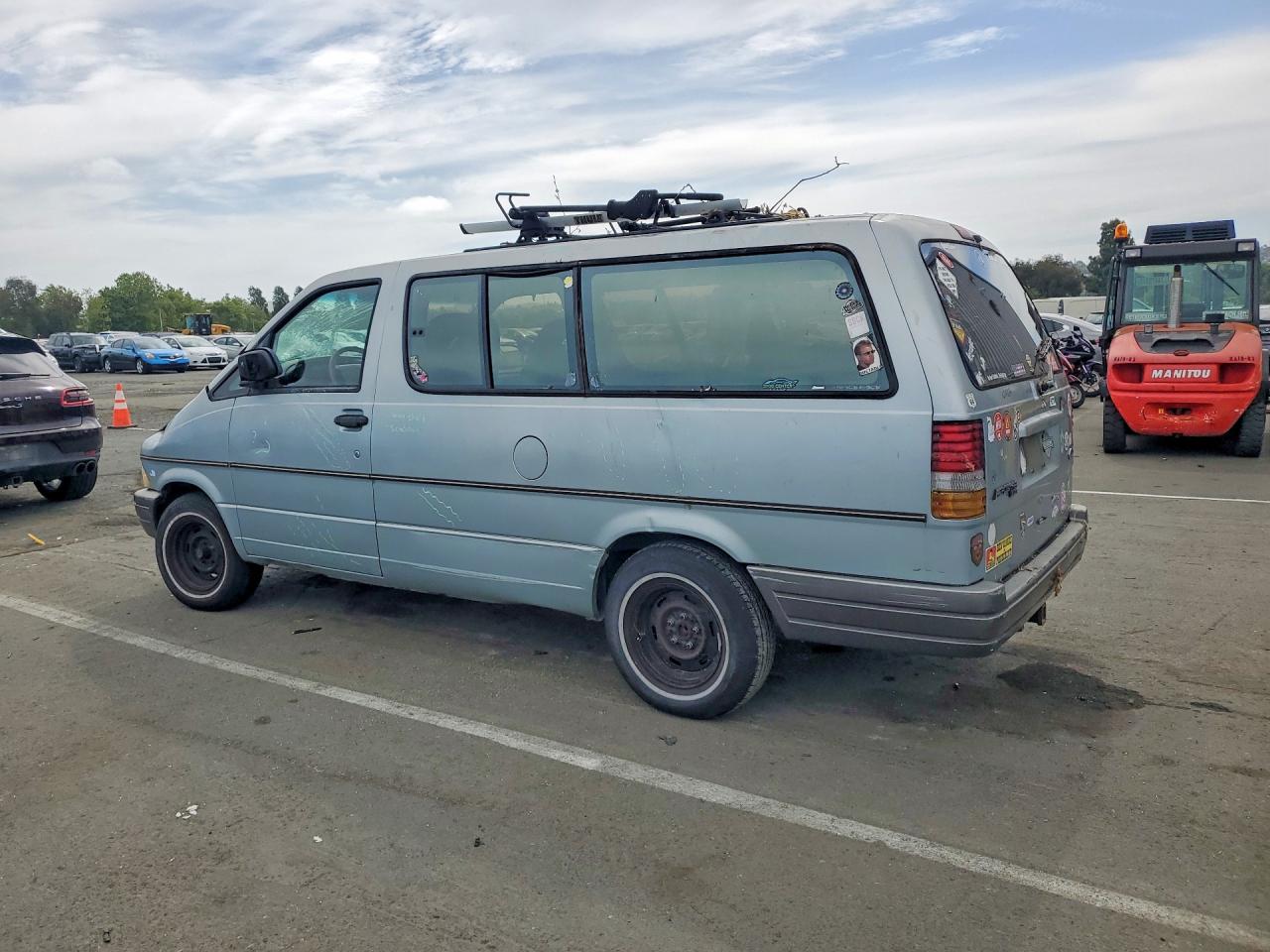 1996 Ford Aerostar Blue vin: 1FMDA31XXTZB48633
