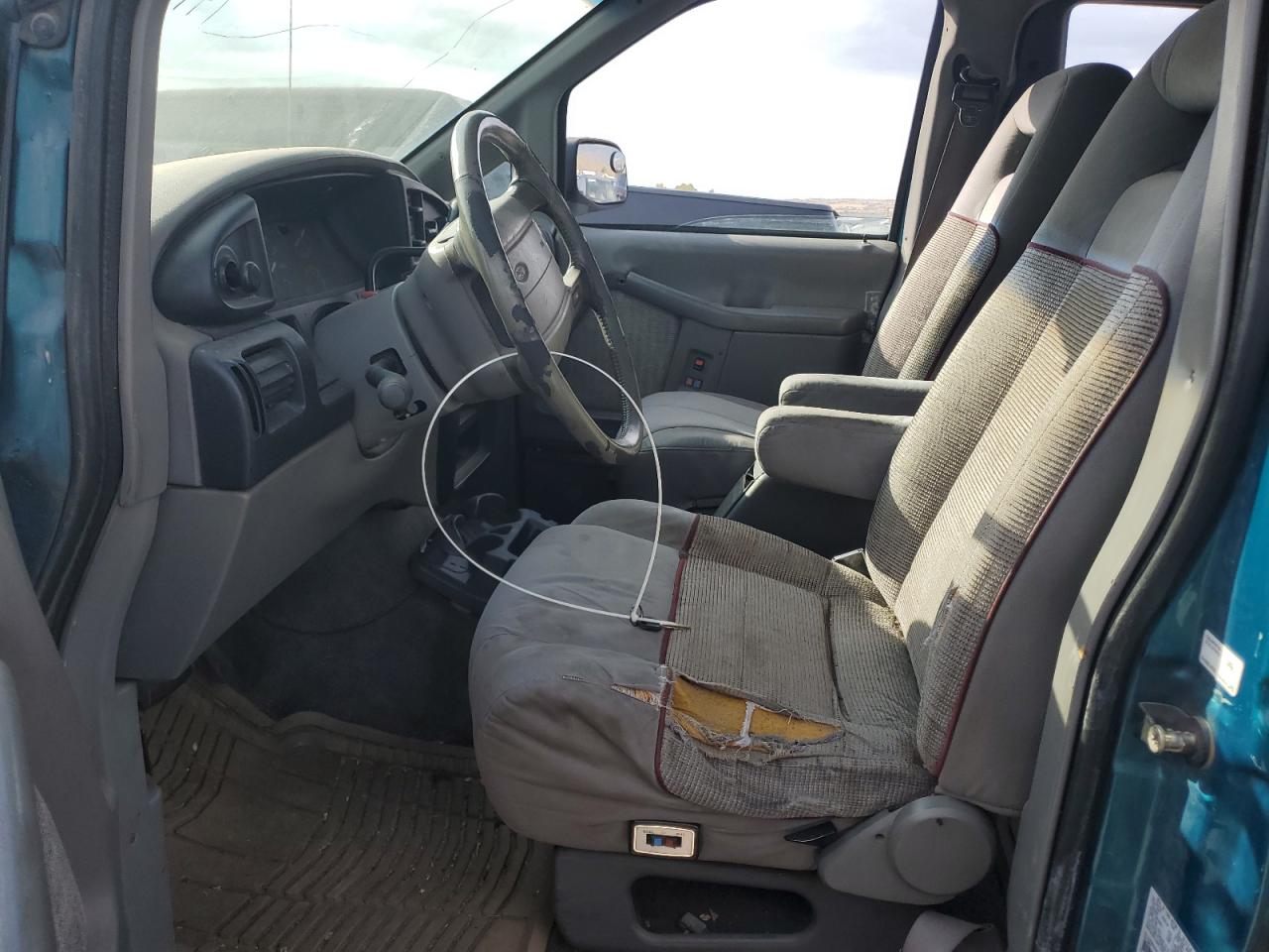 1994 Ford Aerostar Two Tone vin: 1FMDA41X0RZA93964