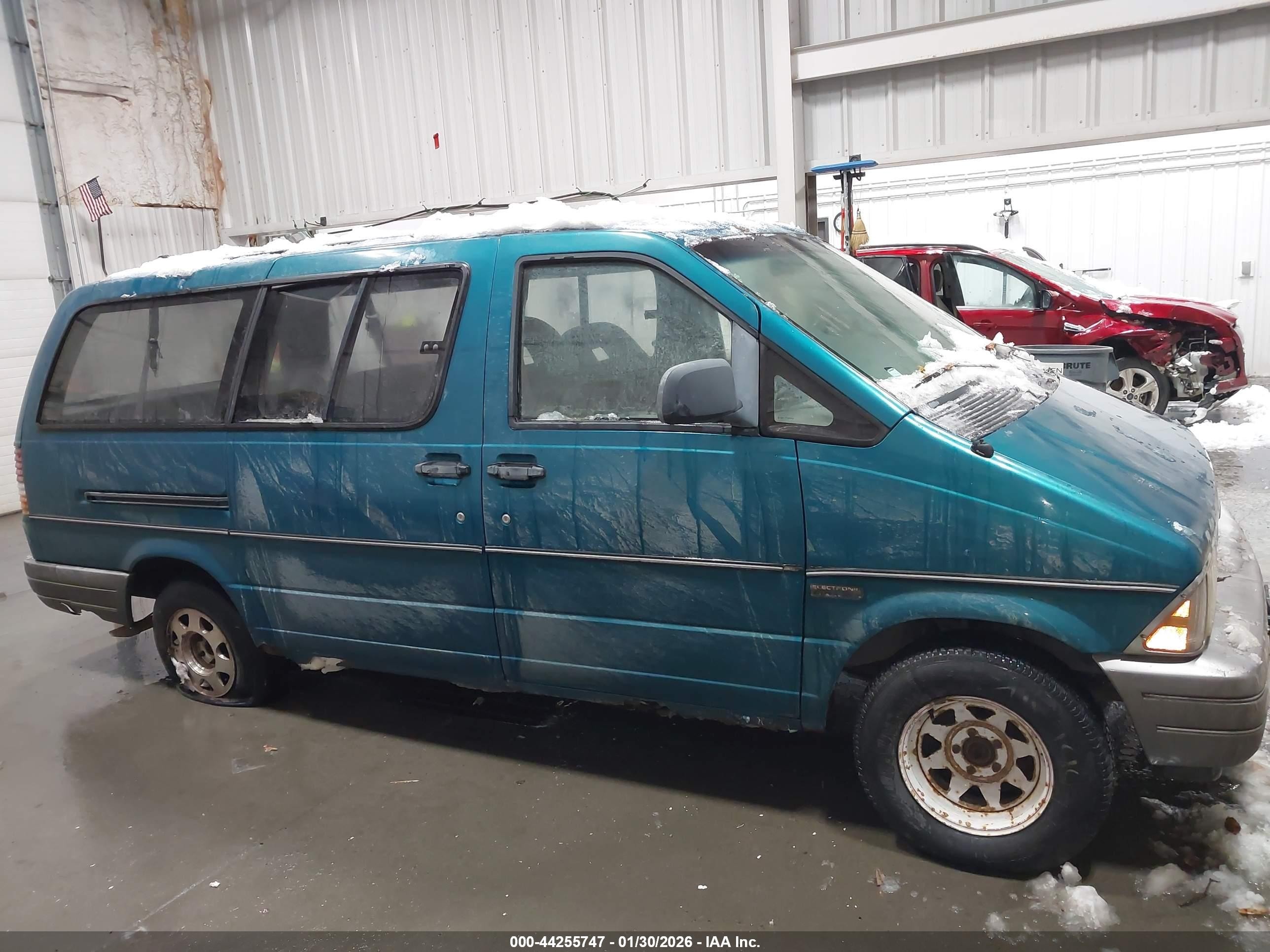 1994 Ford Aerostar   Green vin: 1FMDA41X8RZA26285