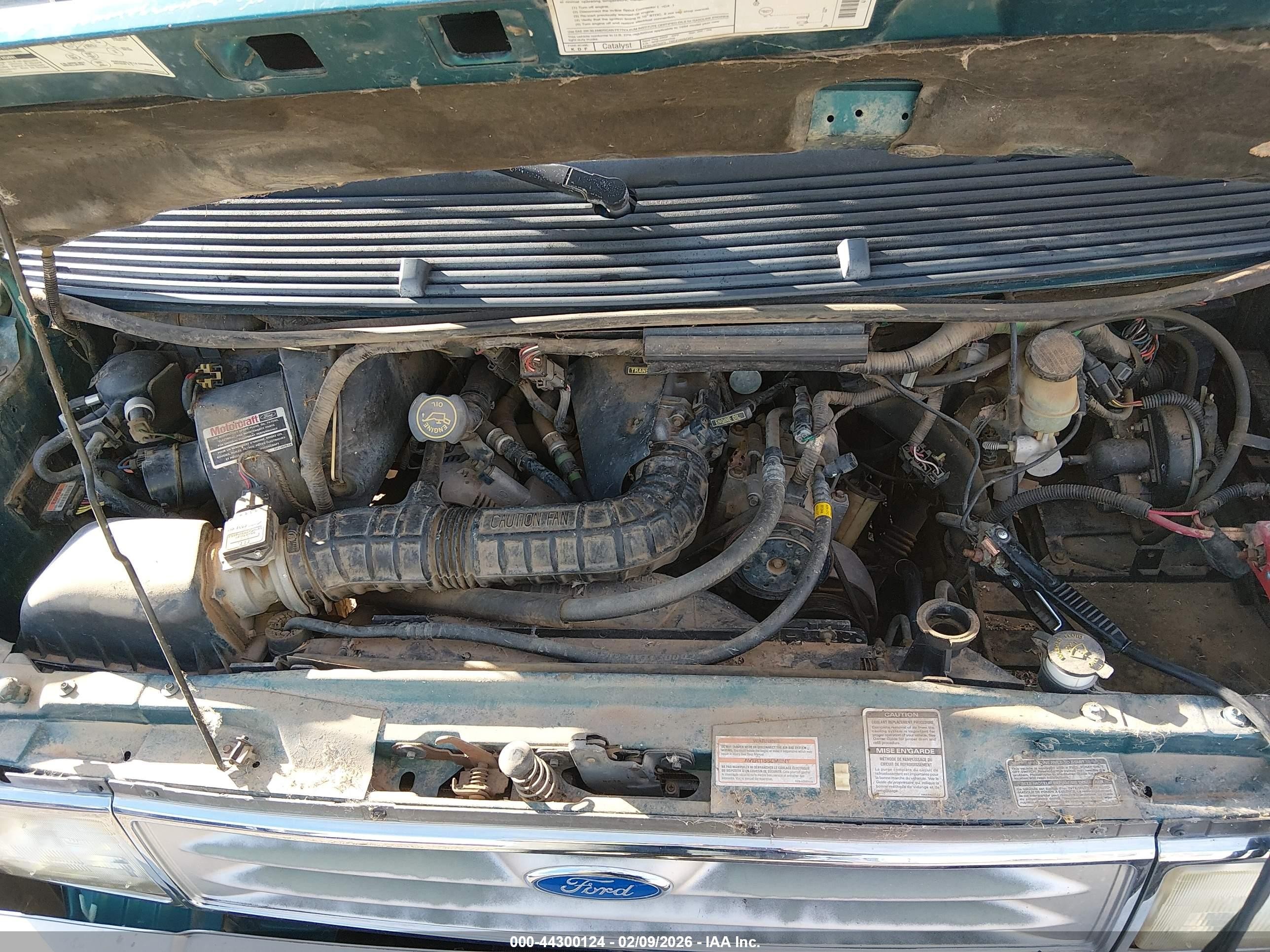 1994 Ford Aerostar   Green vin: 1FMDA41X9RZB00281