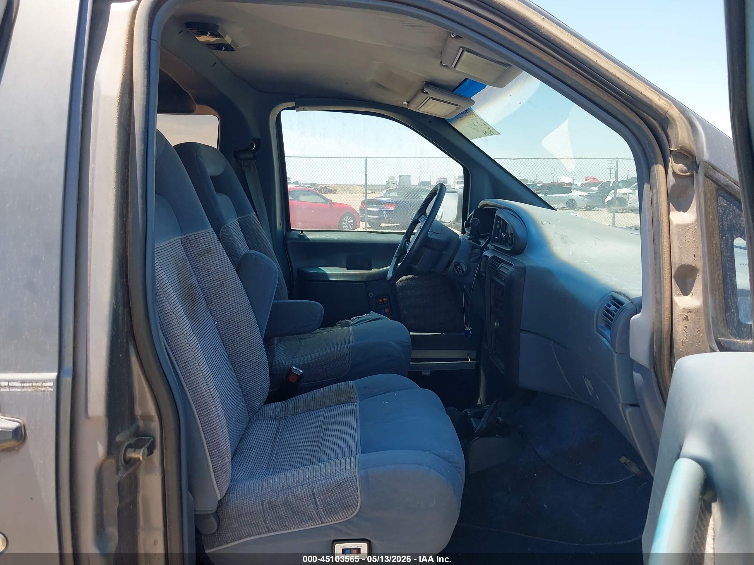 1994 Ford Aerostar   Серый vin: 1FMDA41X9RZB30834